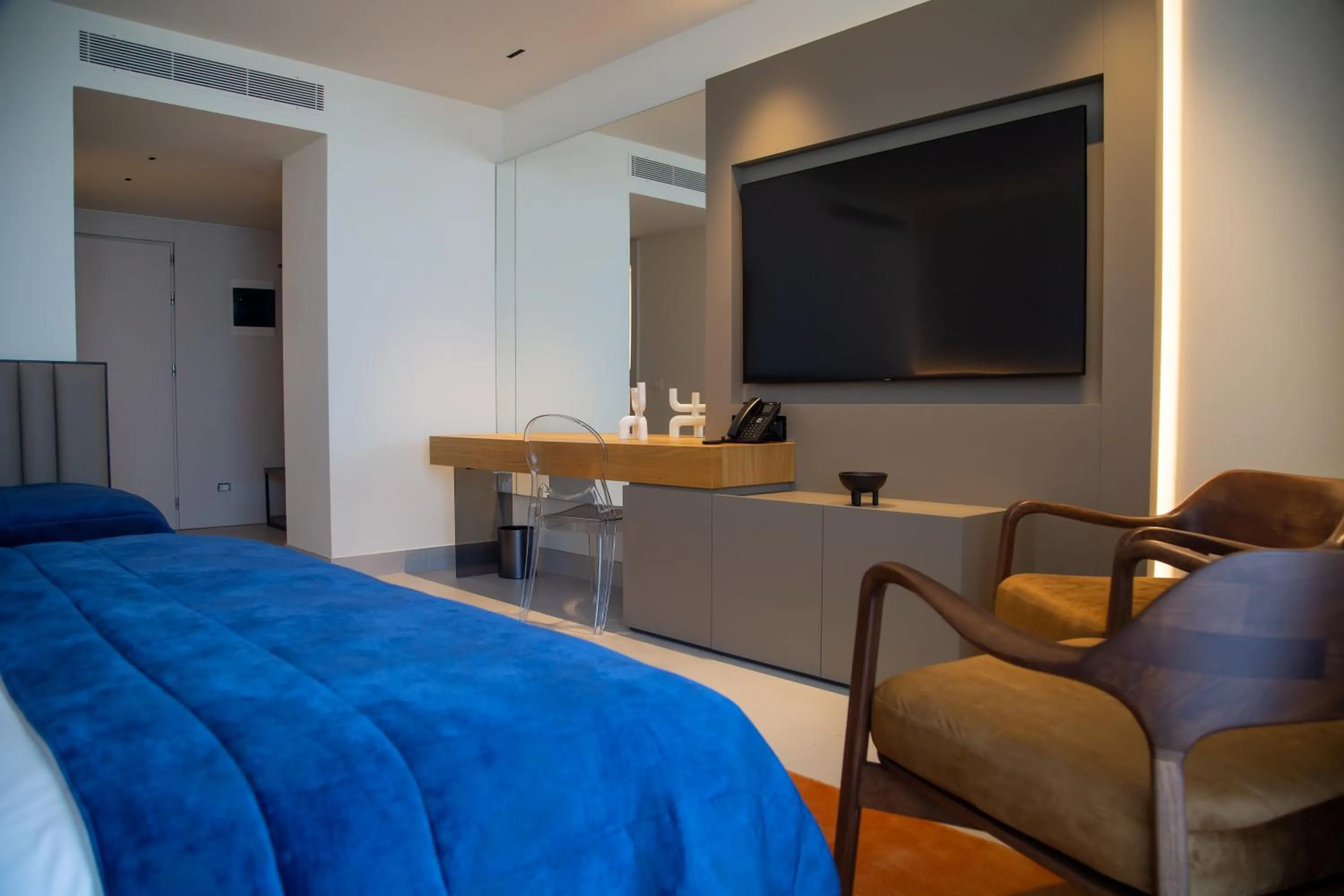 TV and multimedia, Bed in Abi's Hotel & SPA Vlore