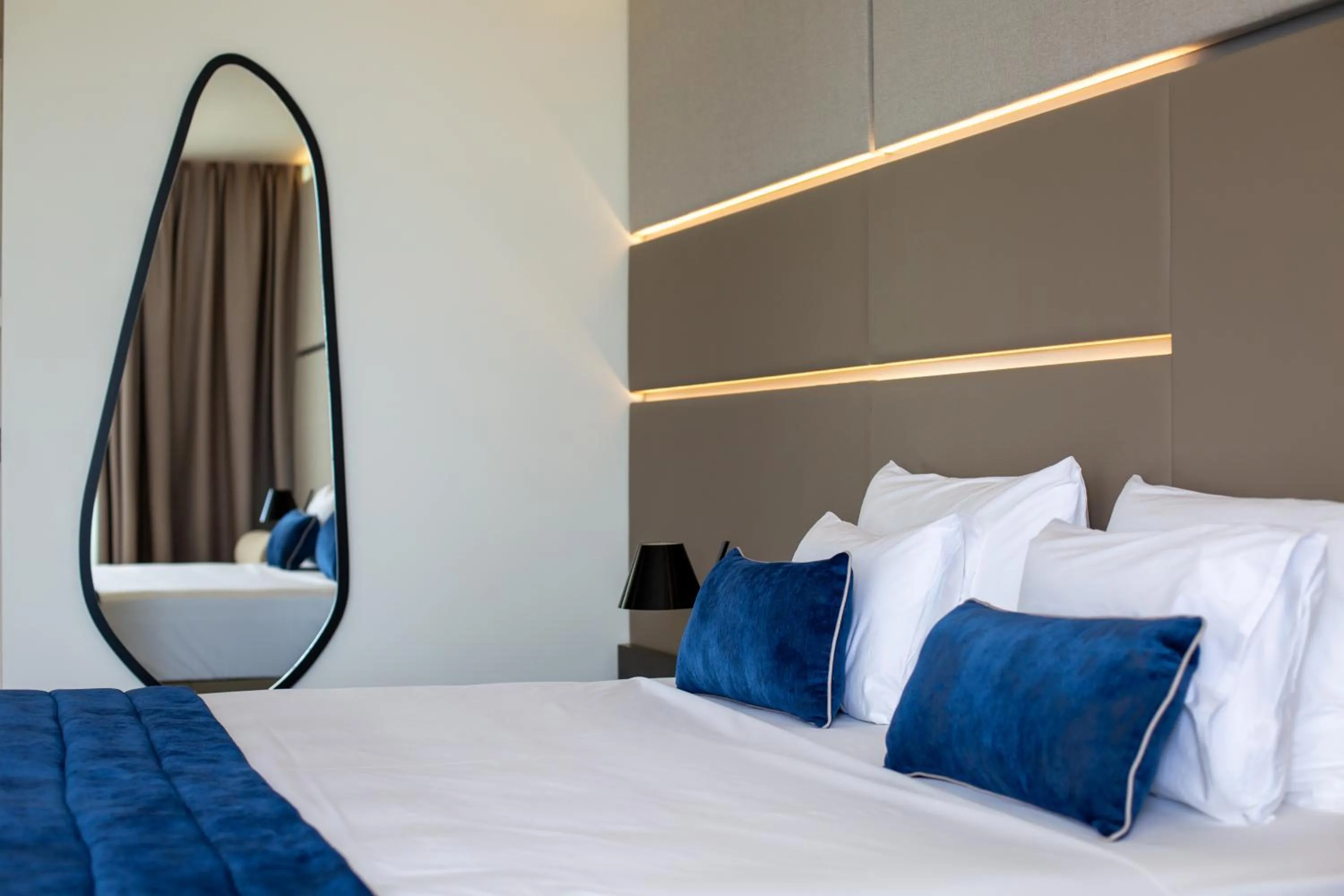 Bed in Abi's Hotel & SPA Vlore