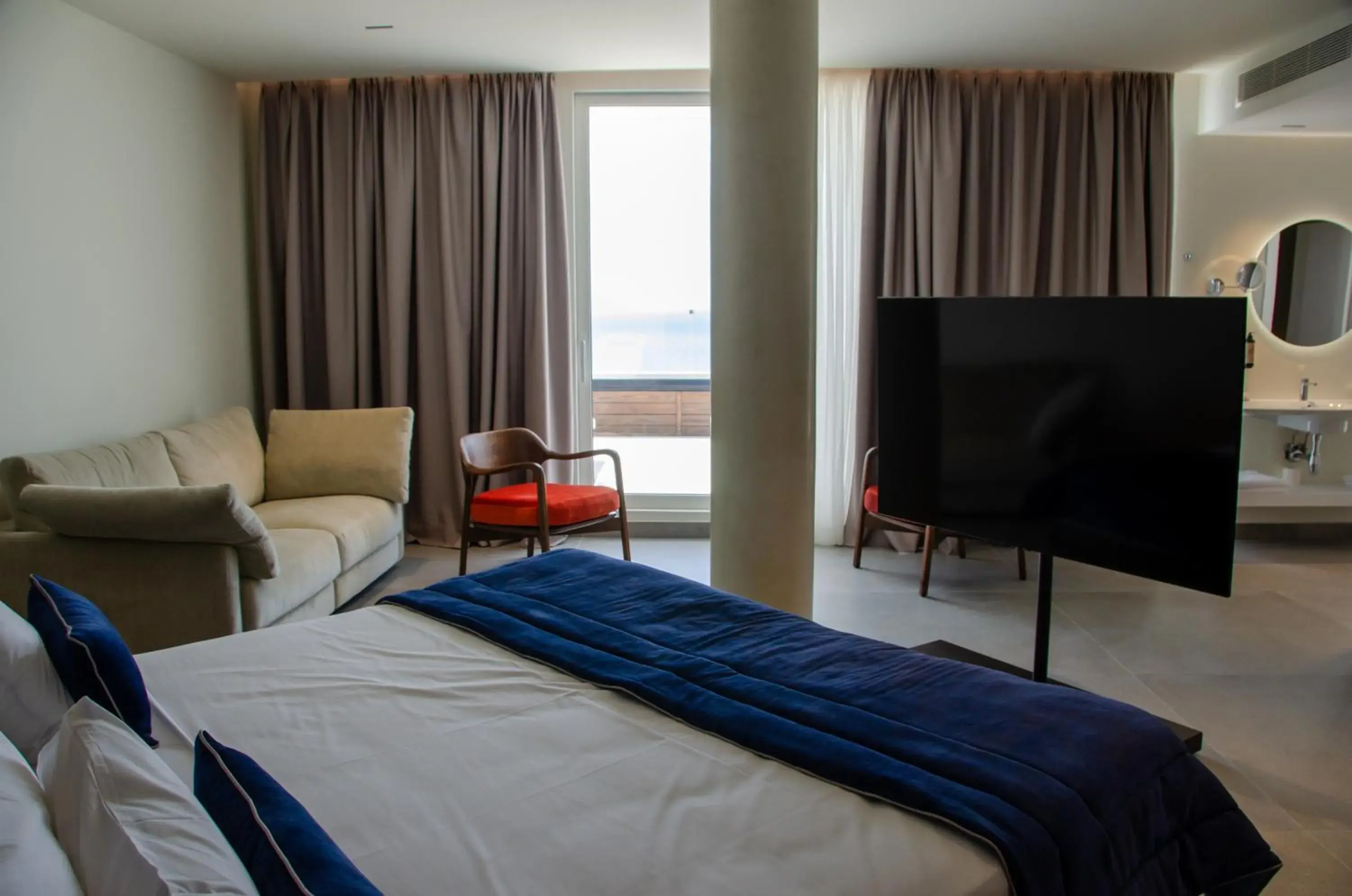 Deluxe Suite with Sea View in Abi's Hotel & SPA Vlore Deluxe Suite with Sea View in Abi's Hotel & SPA Vlore