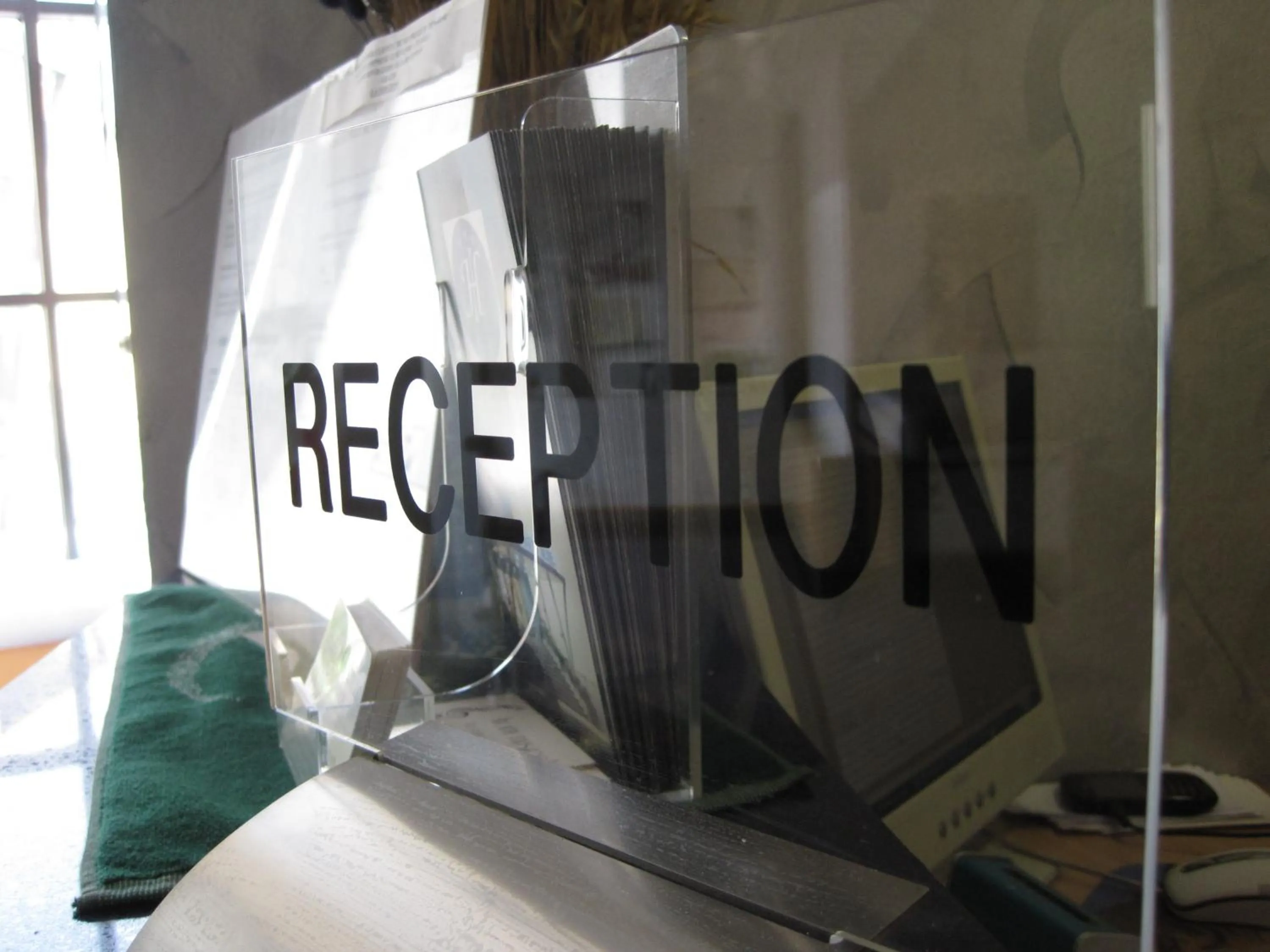 Logo/Certificate/Sign in Hotel Italia