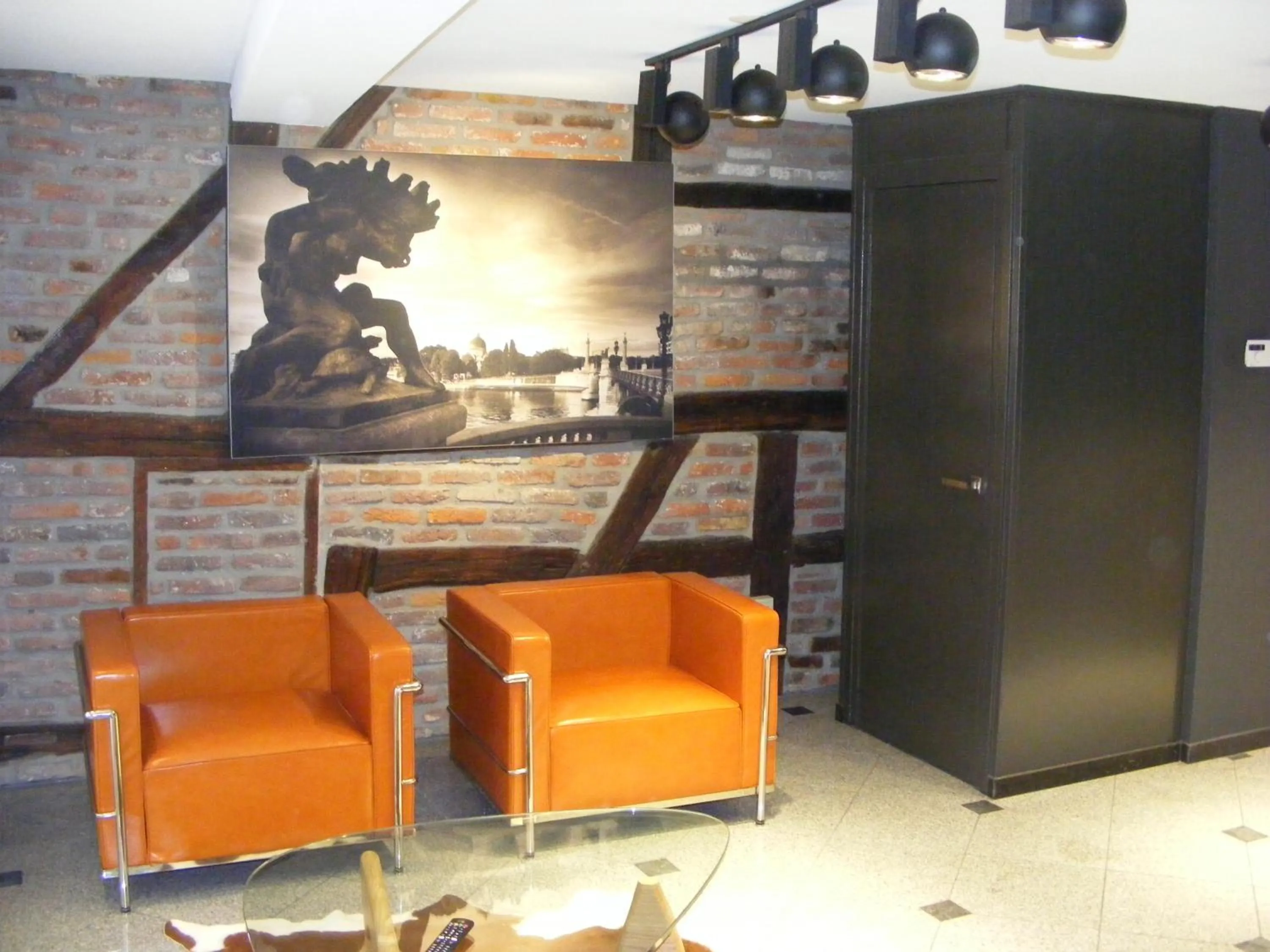 Living room in Amosa Liège City Centre Hotel