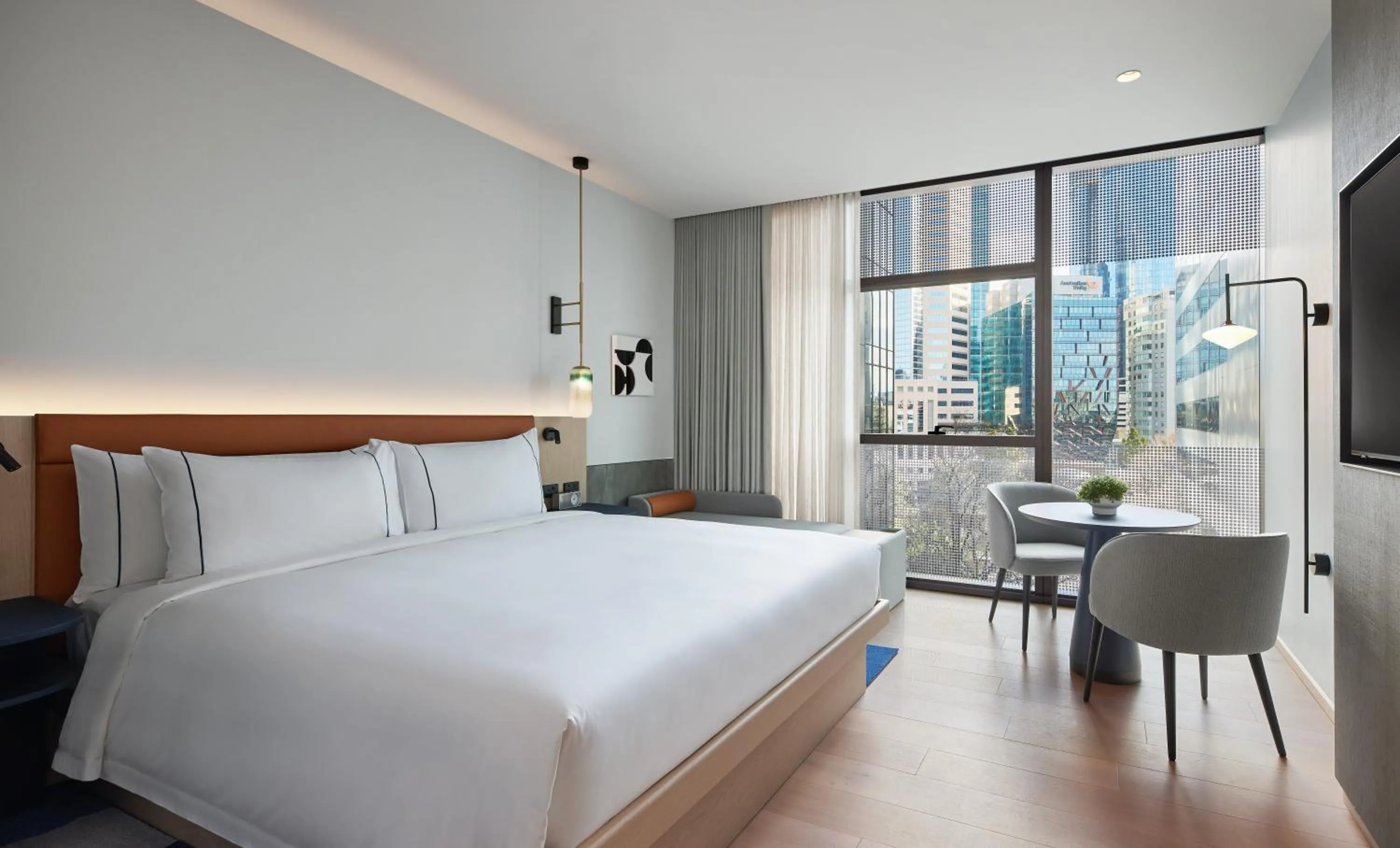 Bed in Lanson Place Parliament Gardens