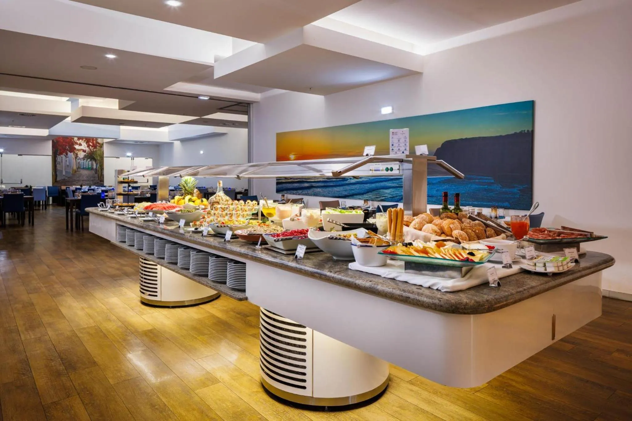 Restaurant/places to eat in Jupiter Lisboa Hotel - Rooftop & Spa