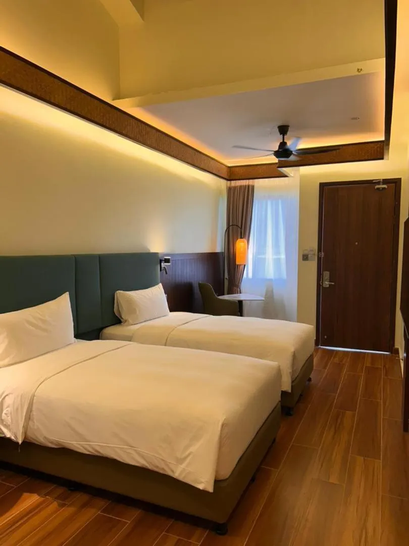 Bedroom, Bed in Borneo Beach & Mangrove Resort