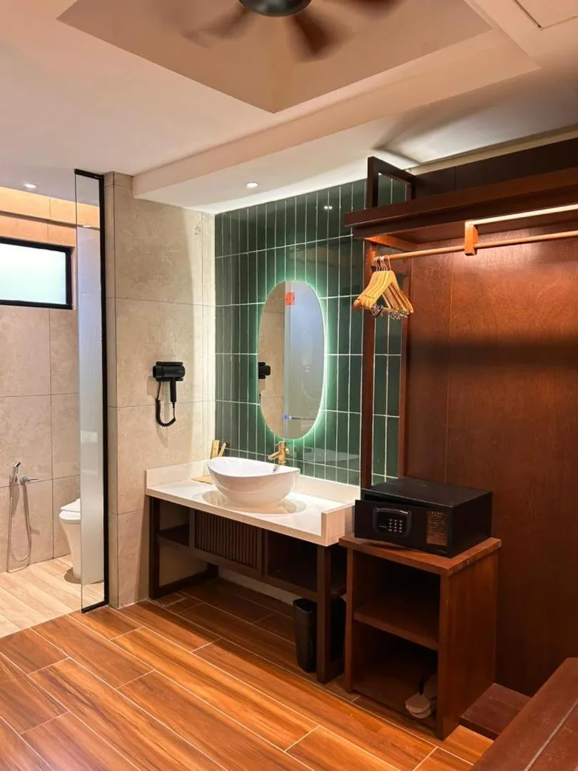 Toilet in Borneo Beach & Mangrove Resort