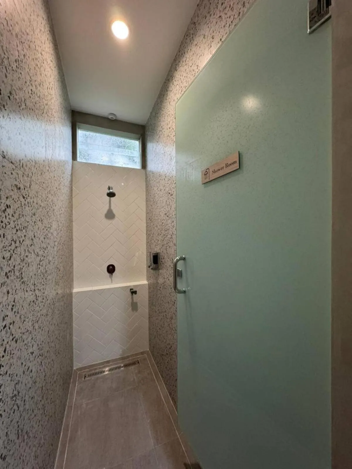 Shower in Youkata stay Hotel