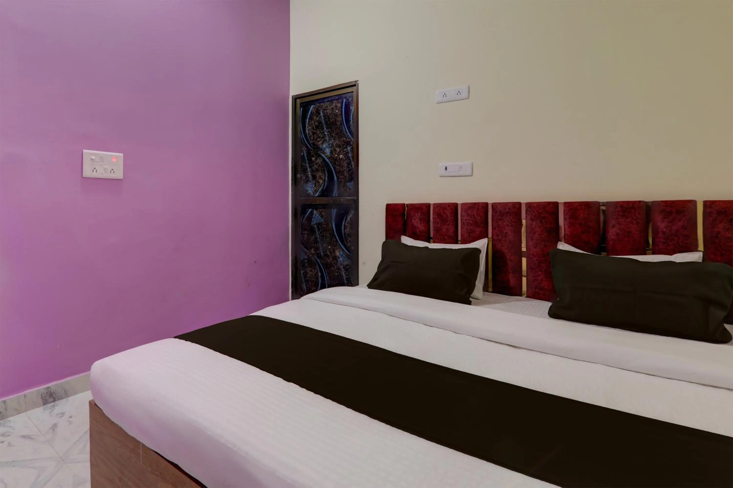 Bedroom, Bed in Hotel O Krishna guest house and restaurant