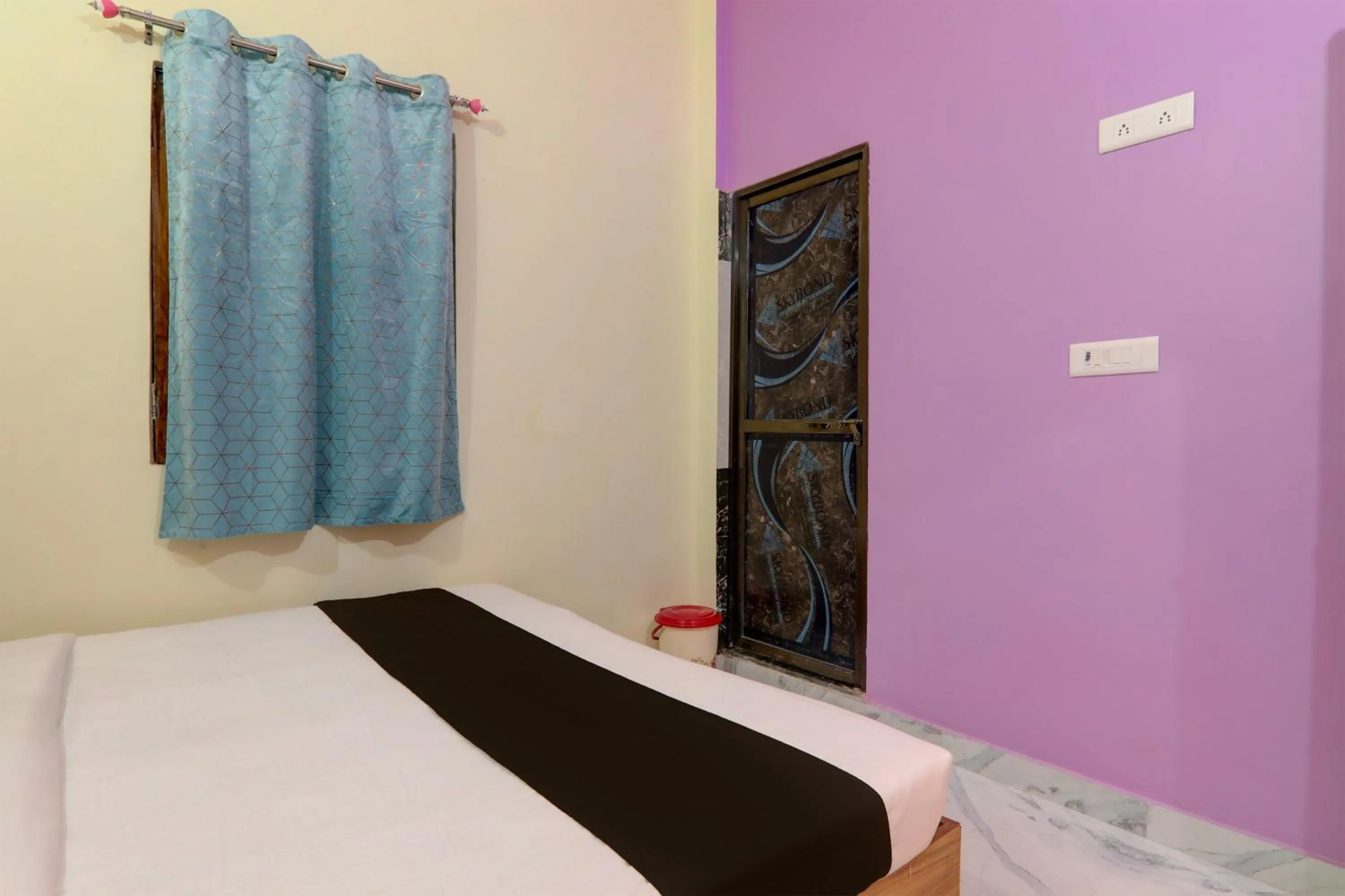 Bedroom, Bed in Hotel O Krishna guest house and restaurant