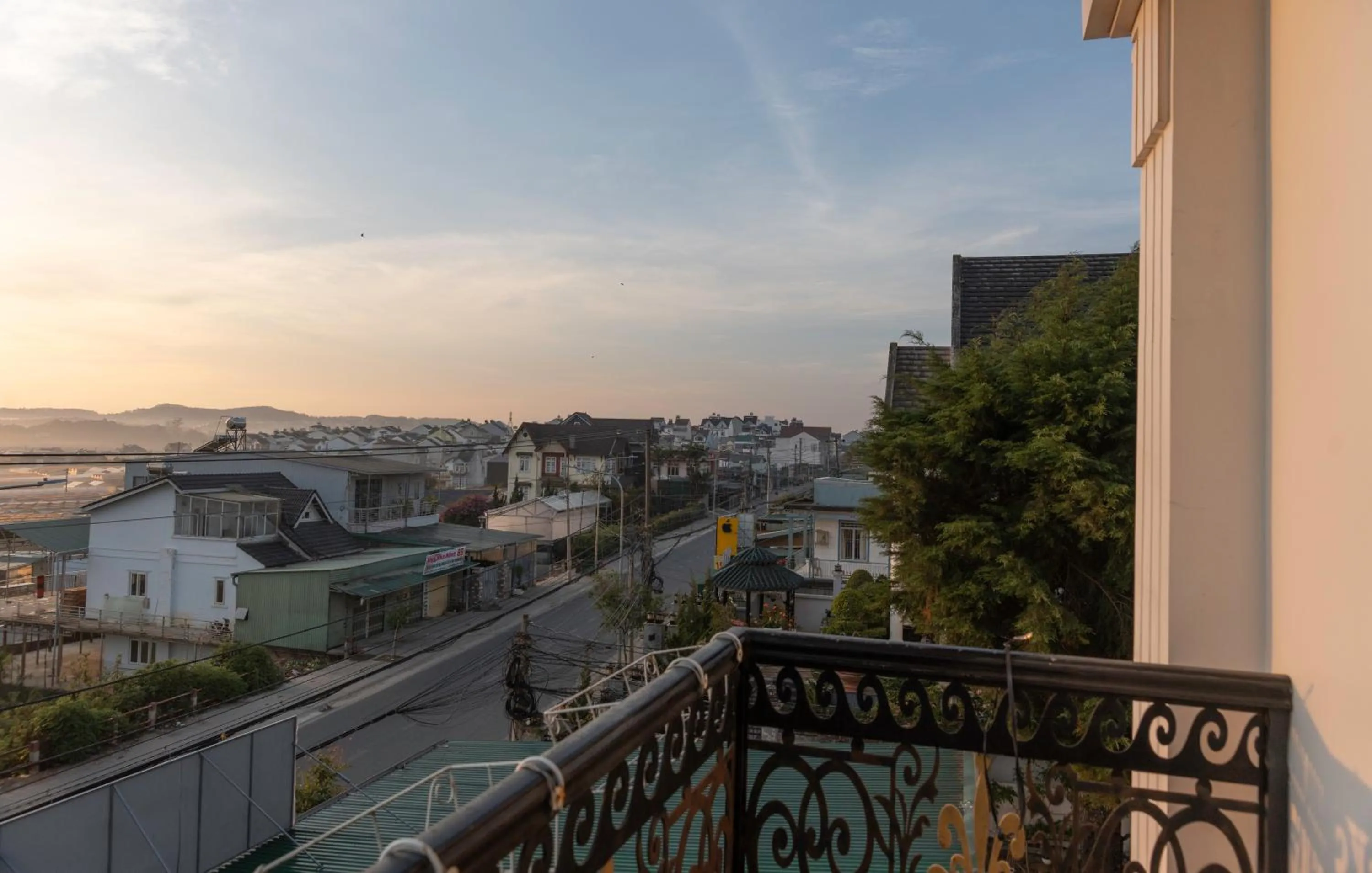 Property building in Nhý Villa Đà Lạt Review