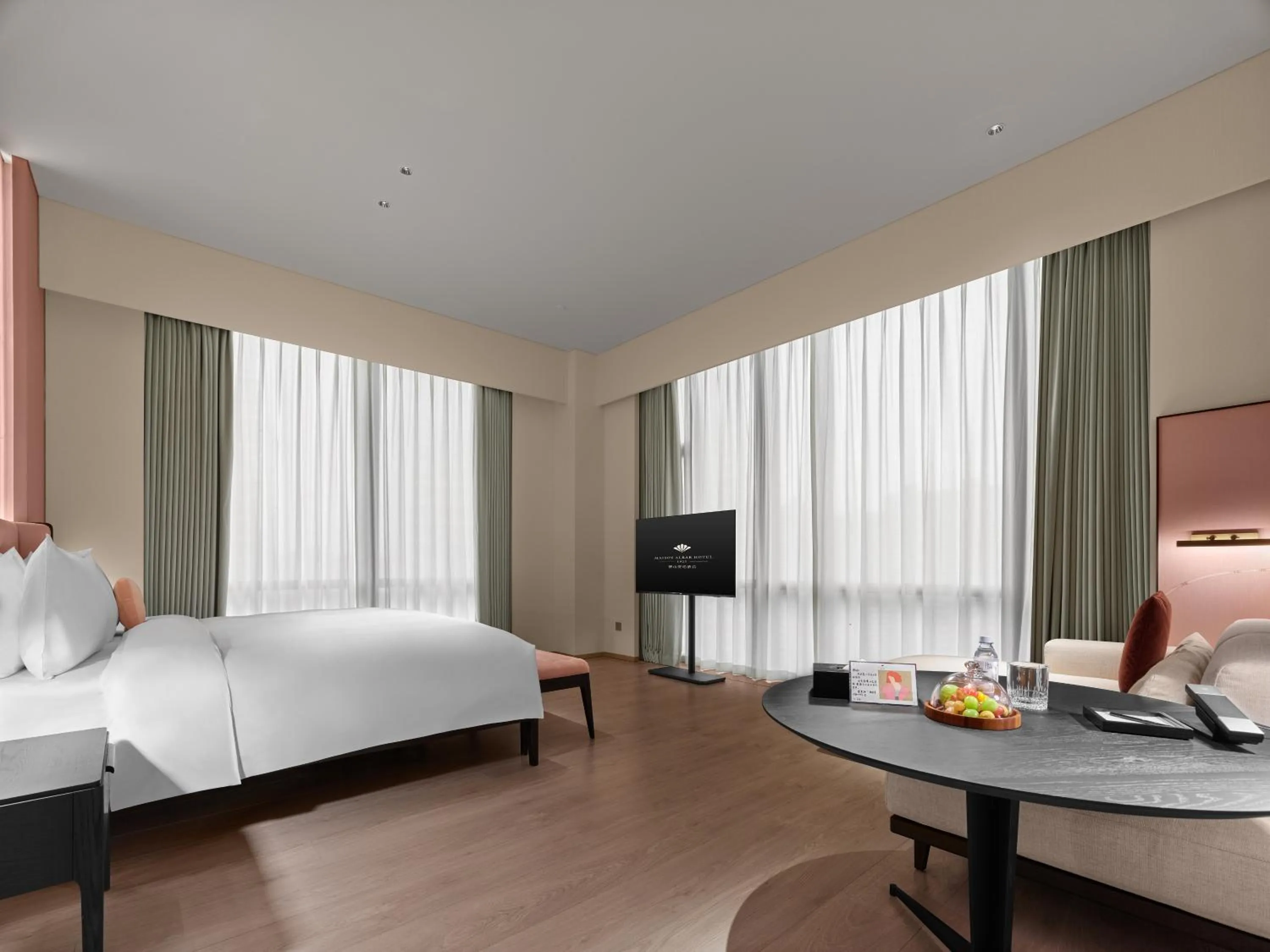 Photo of the whole room, Bed in Maison Albar Hotels Leshan