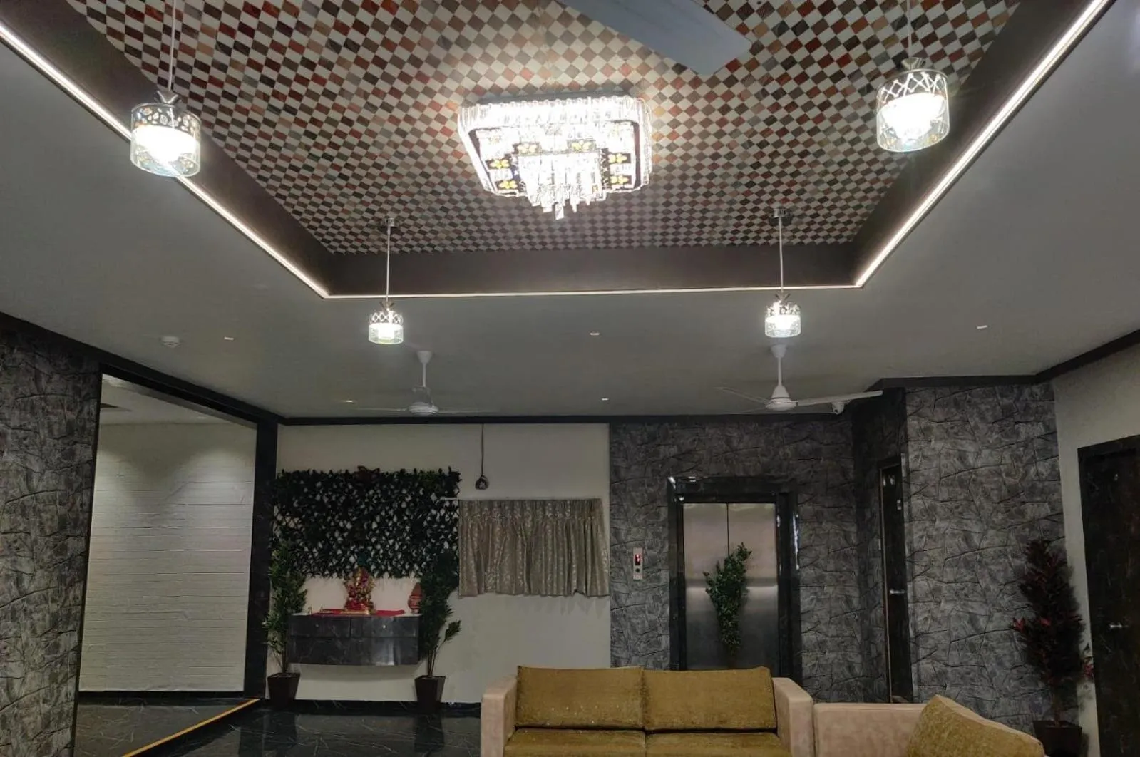 Property building in Hotel Selfie Inn