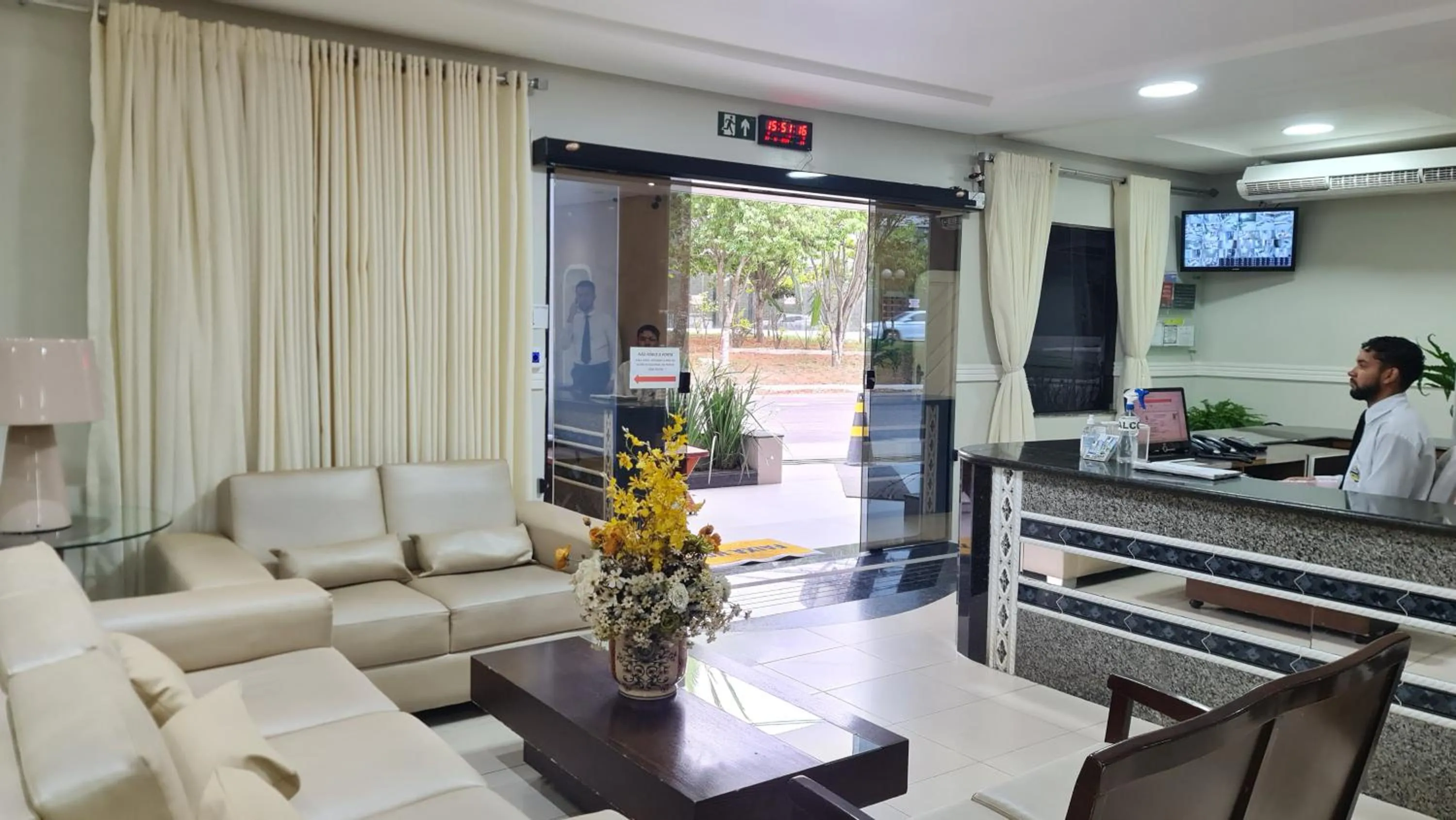 Lobby or reception in Faixa Hotel