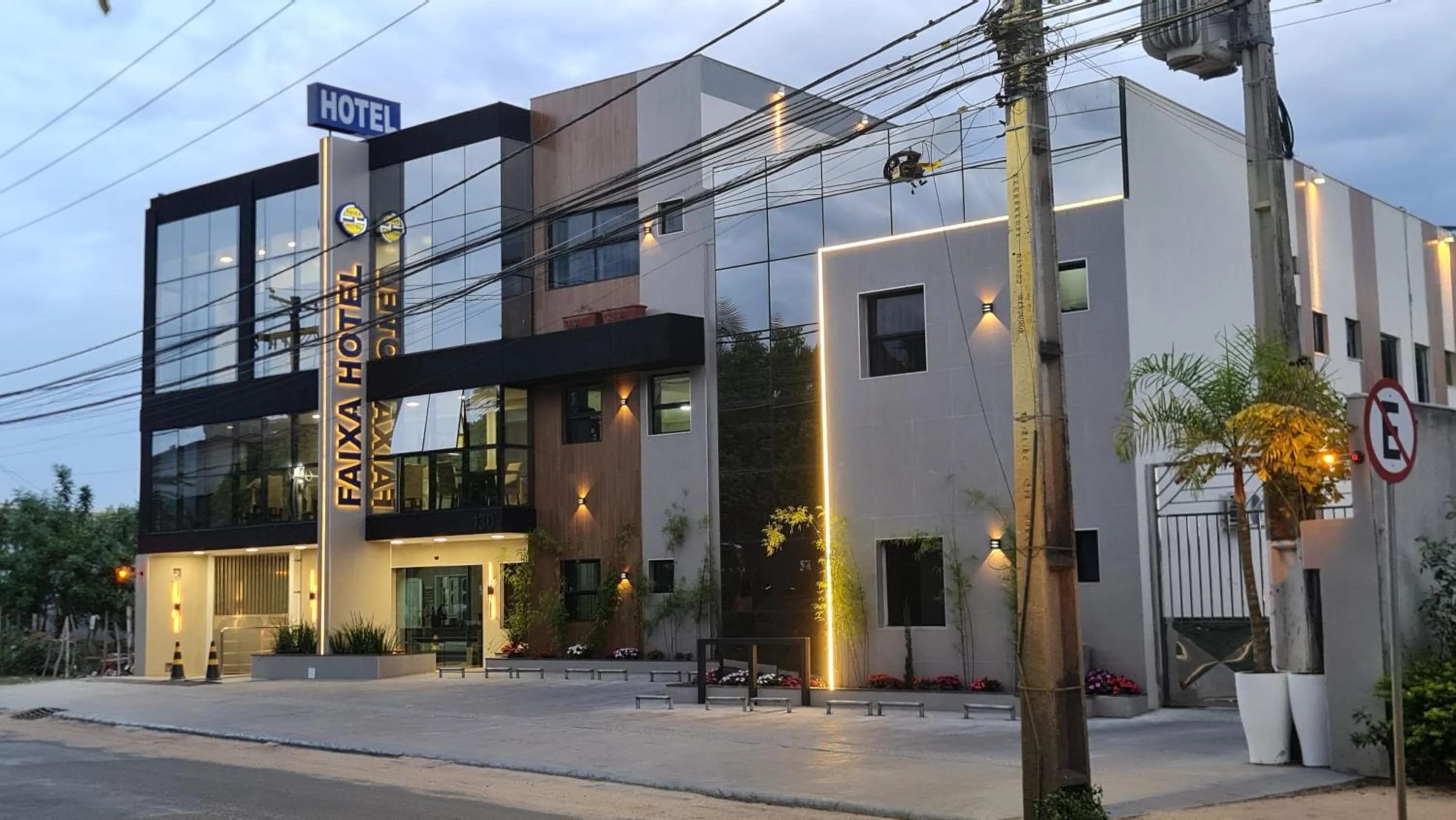 Property building in Faixa Hotel