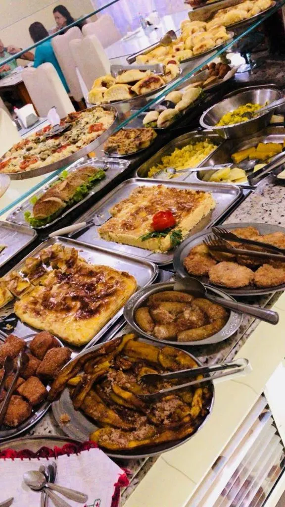 Food and drinks in Faixa Hotel