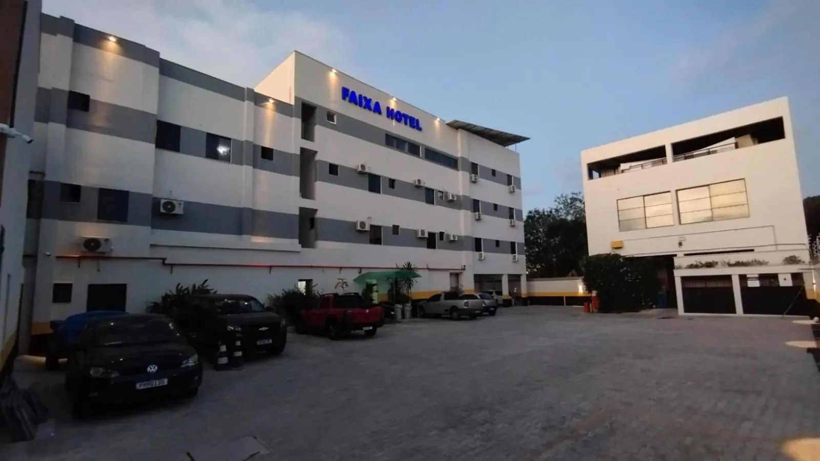 Property building in Faixa Hotel