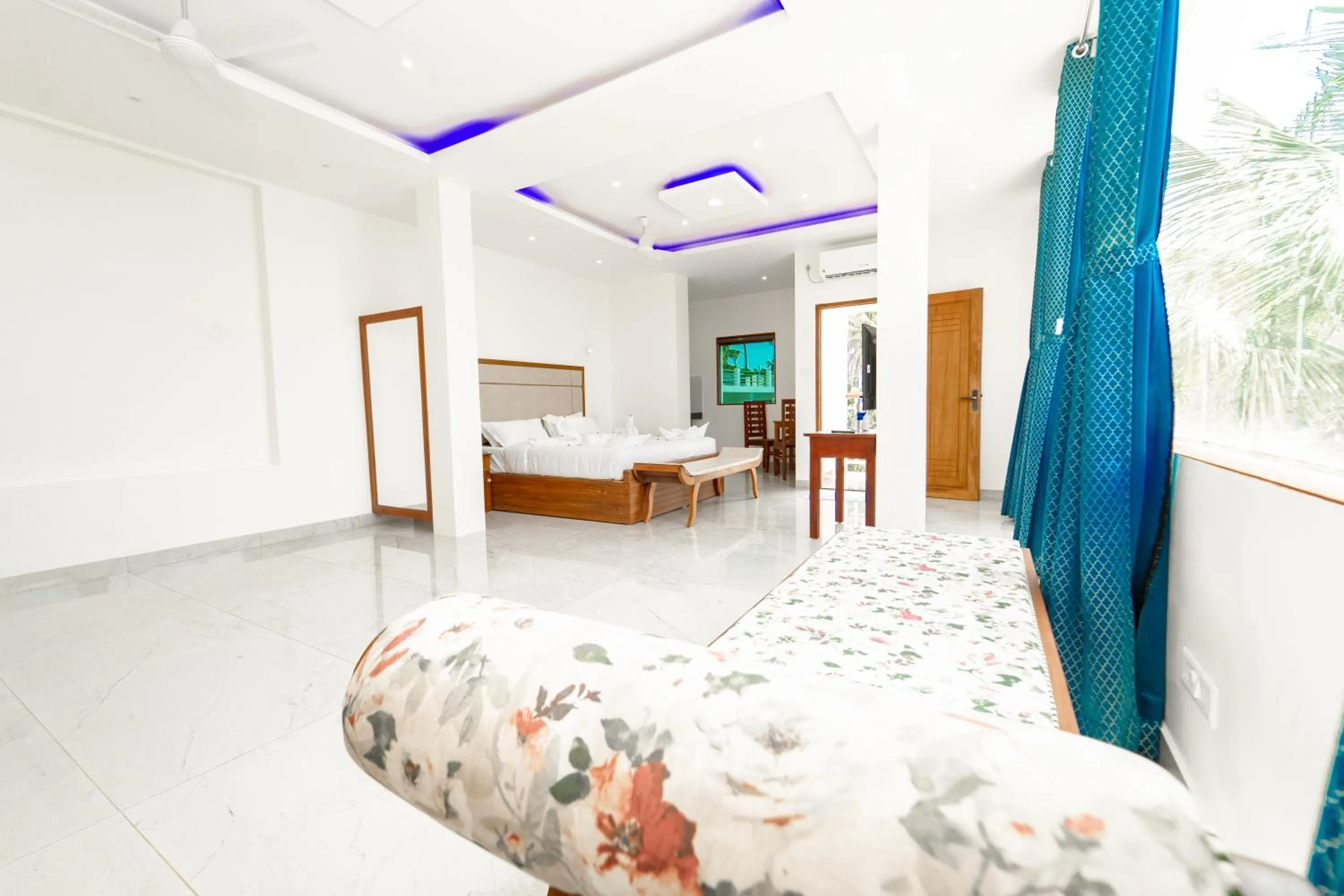 Bed in Skylar Seaview Beach Resort & Ayurveda Varkala