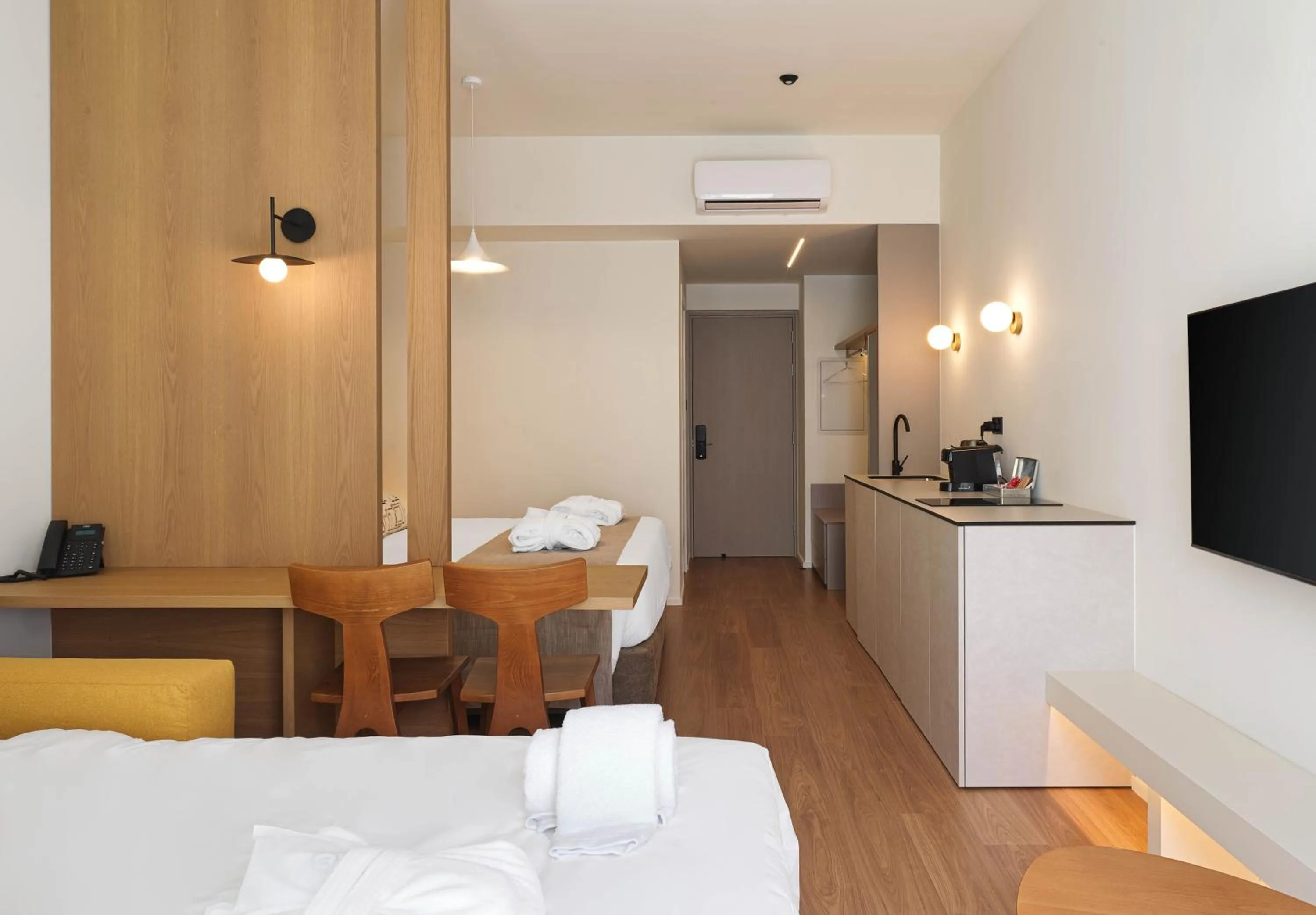 Bed in Alinea Market Agora Square