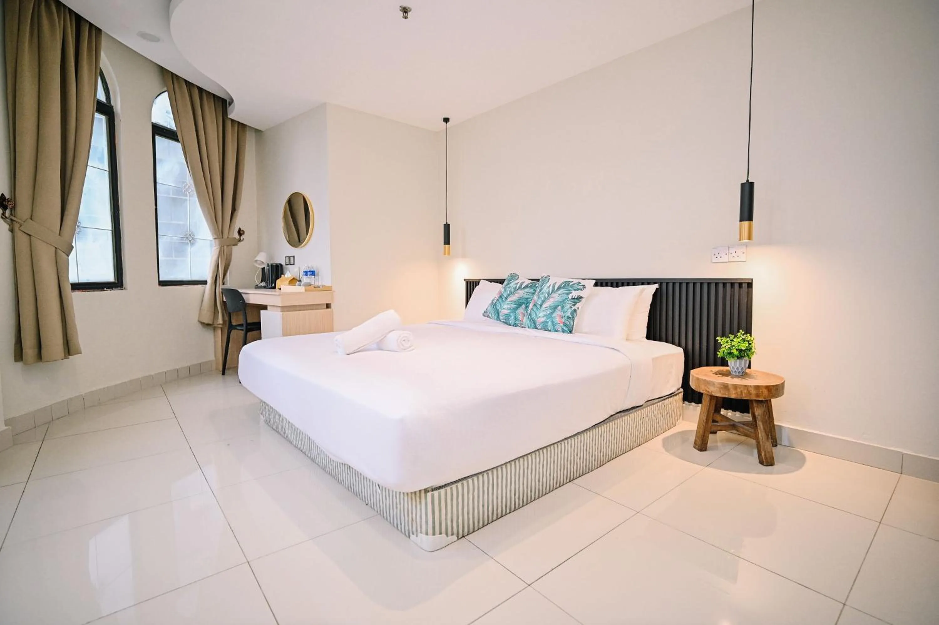 Bed in Swing & Pillows - Masjid Jamek Kuala Lumpur