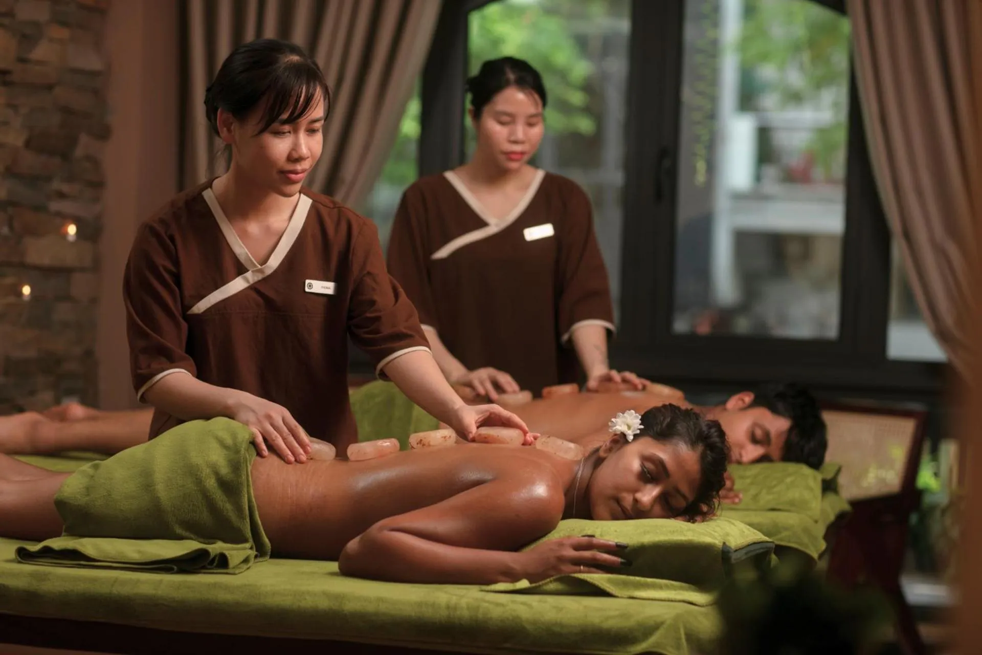 Massage in Brilliant Nature Suites & Spa