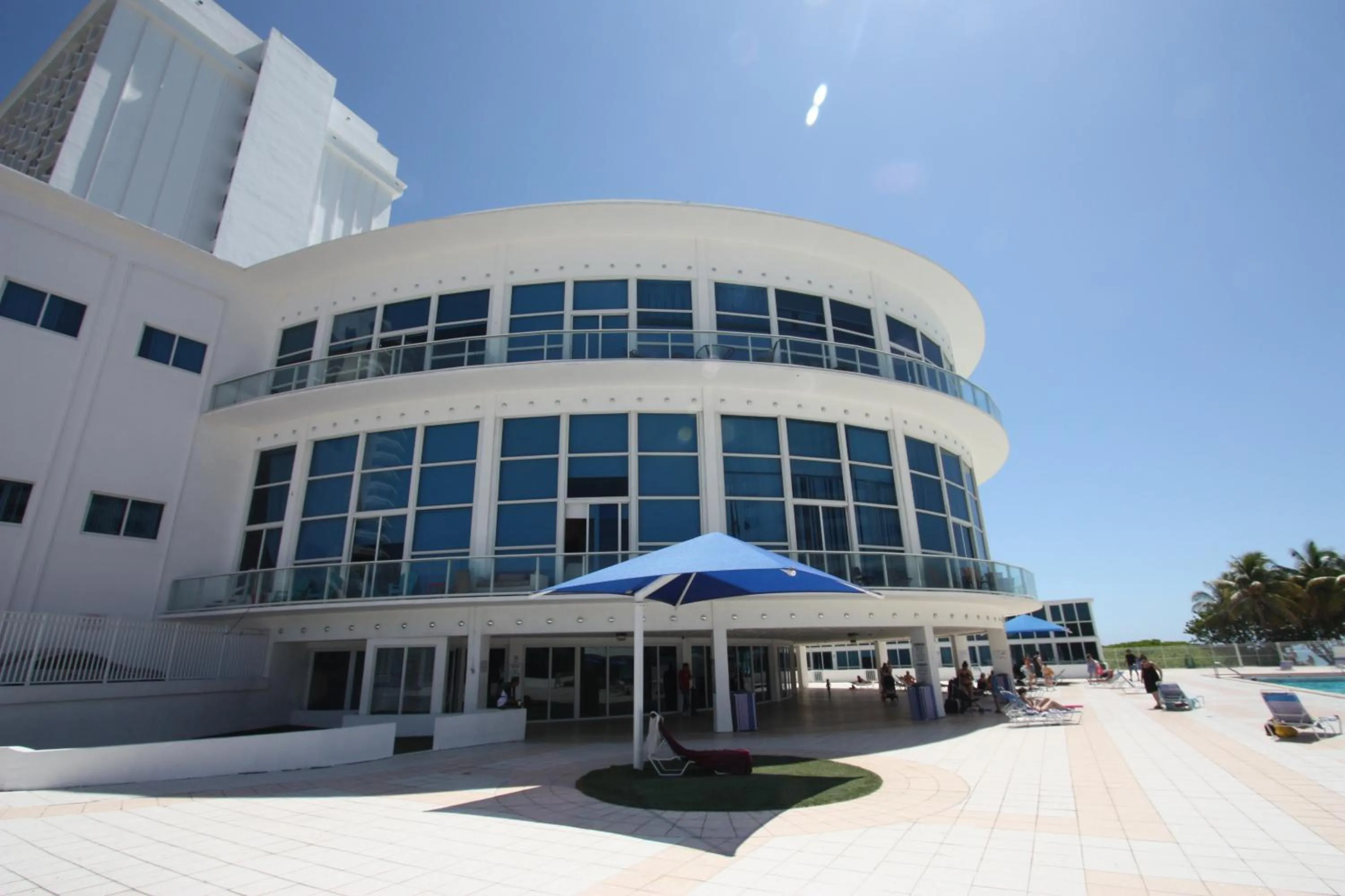 Property building in Miami Beach Apartments by MiaRentals