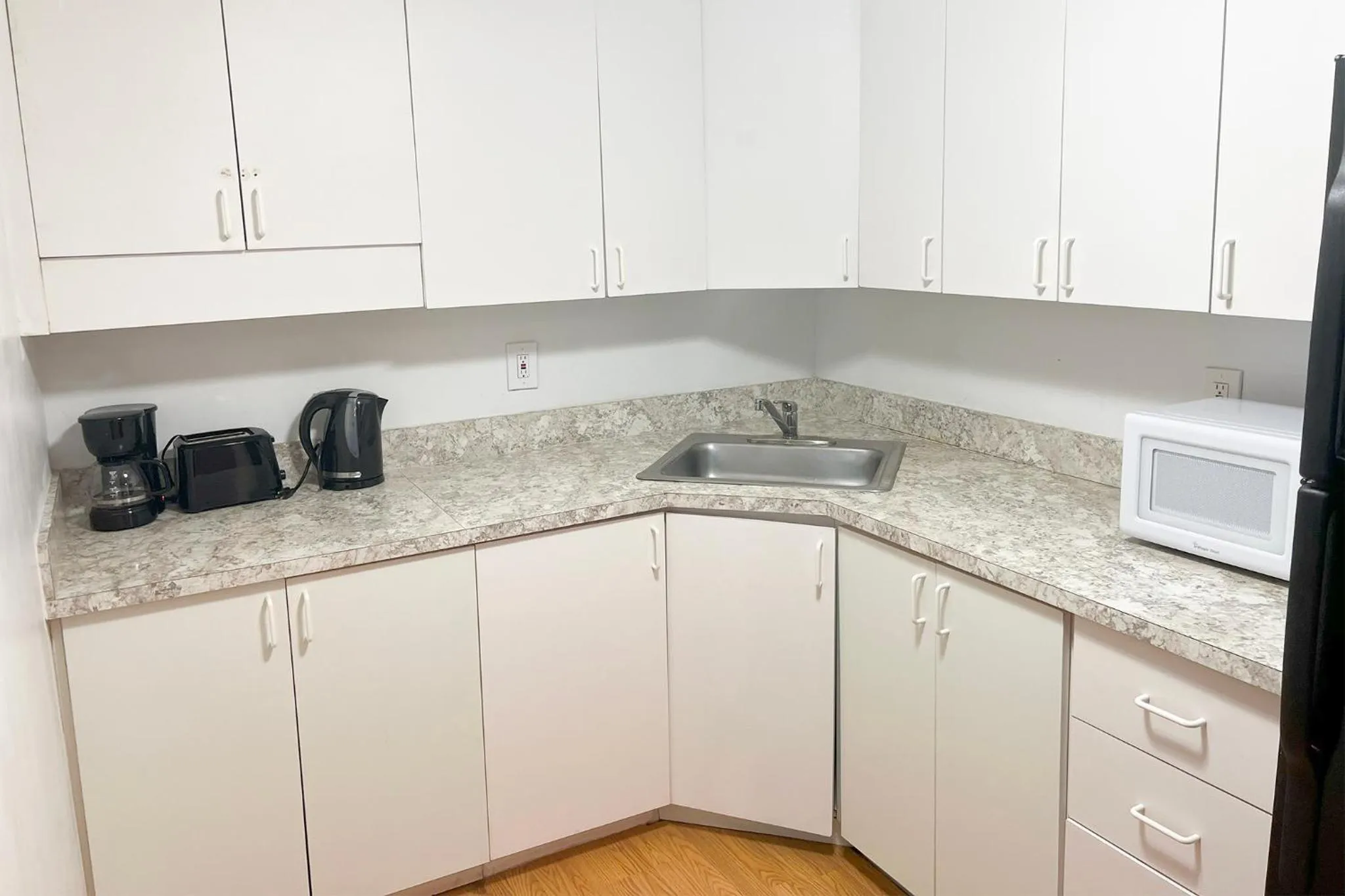 Miami Beach Apartments by MiaRentals