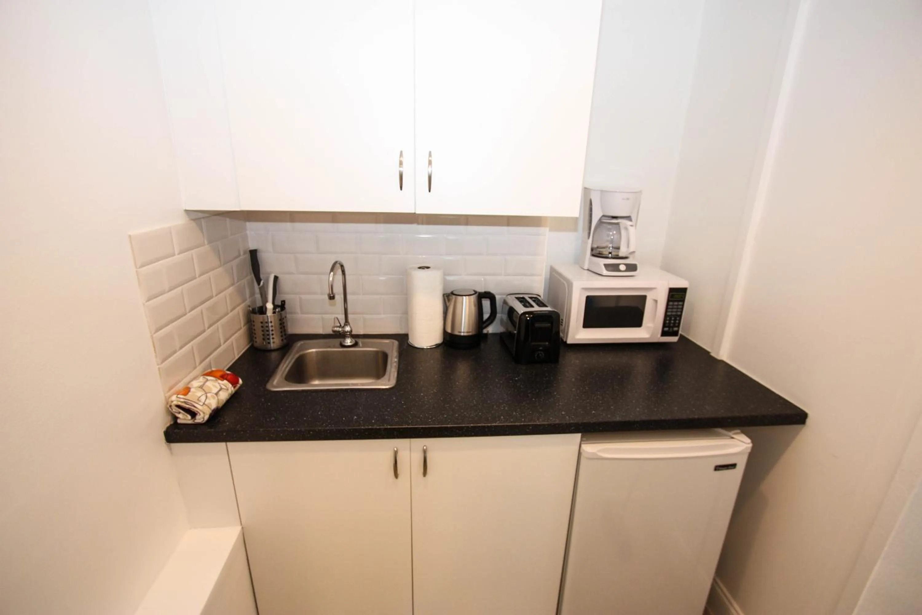 Kitchen or kitchenette in Miami Beach Apartments by MiaRentals