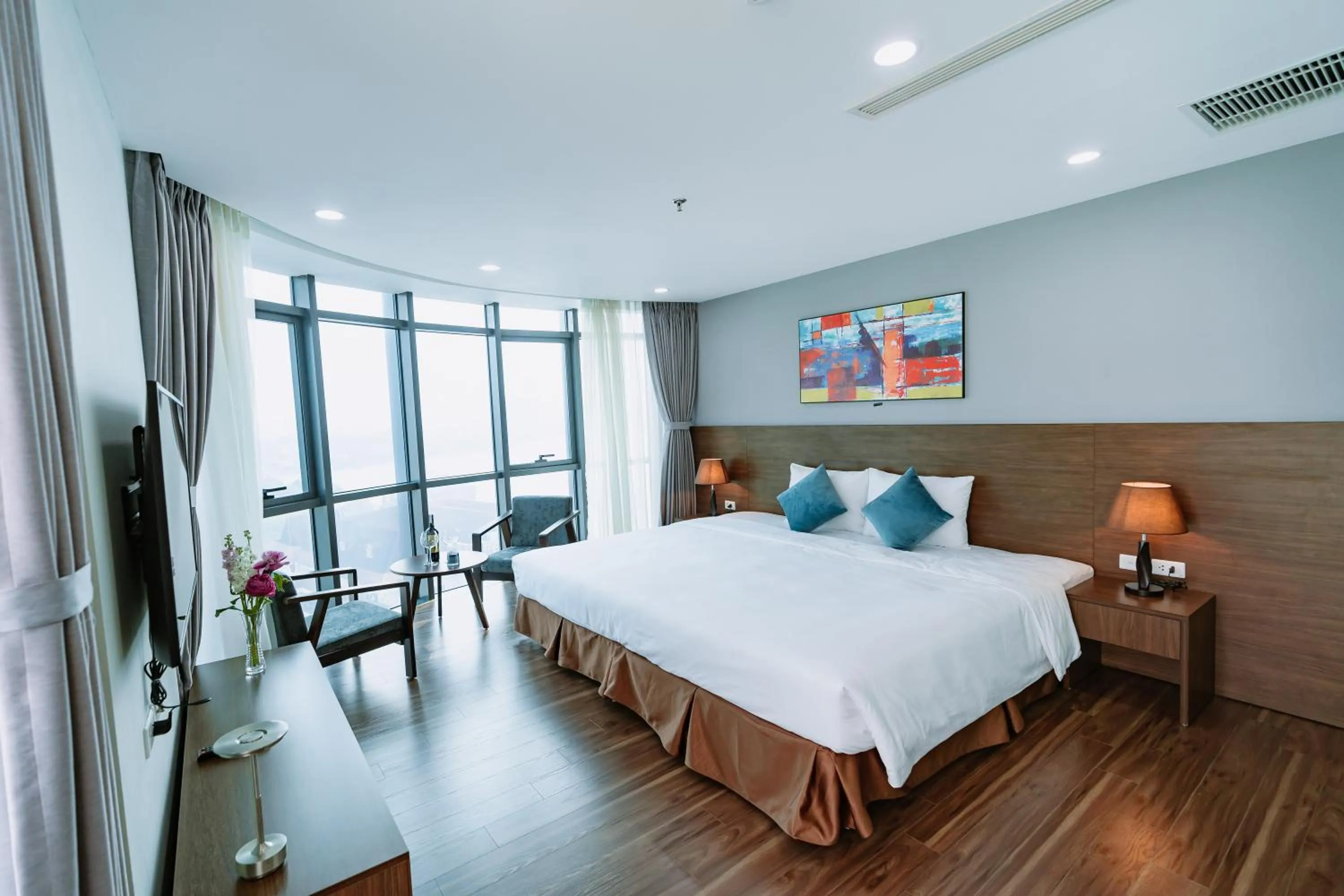 Bed in Legend Westlake Hotel