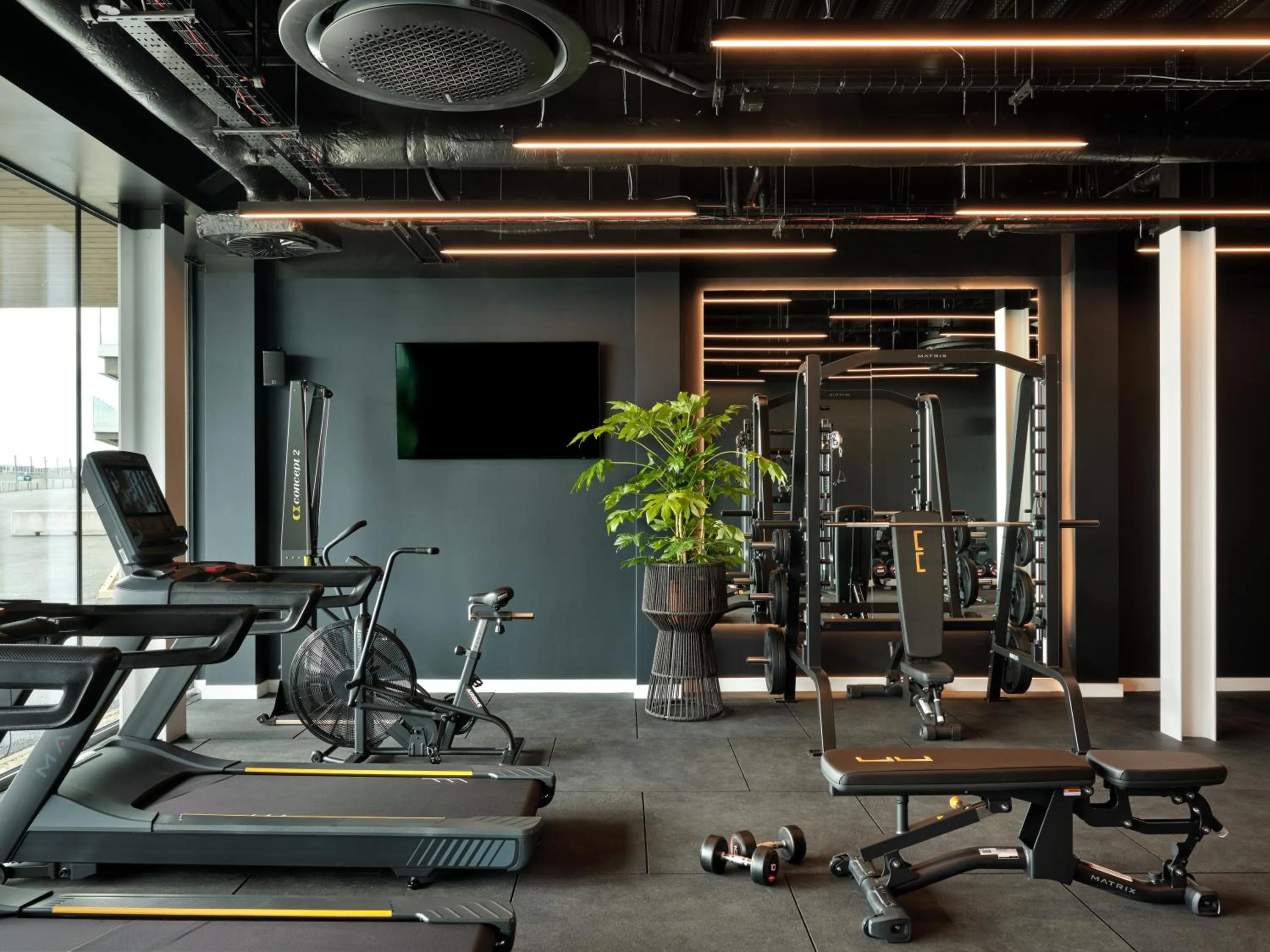 Property building in Escapade Silverstone