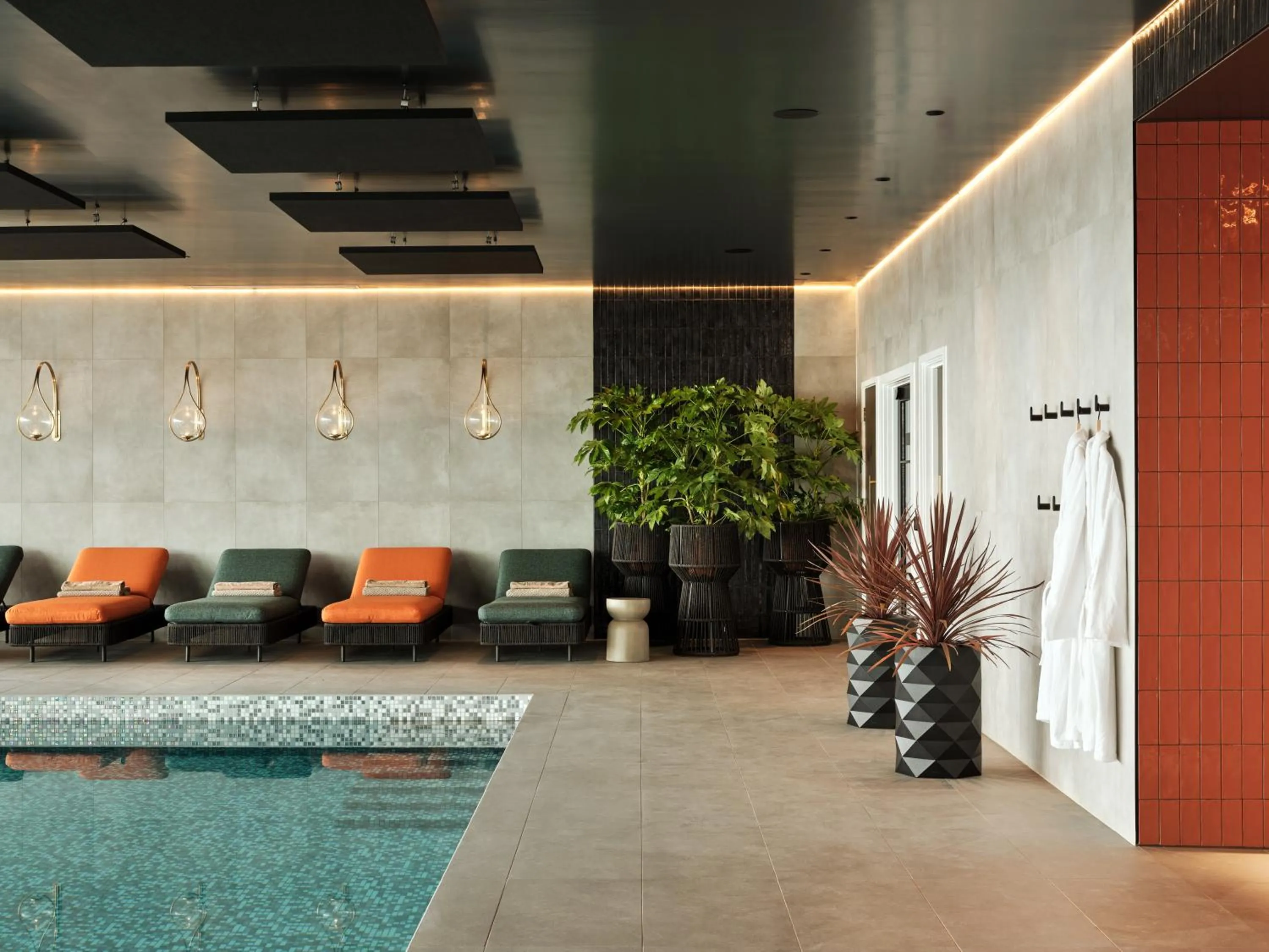 Property building in Escapade Silverstone