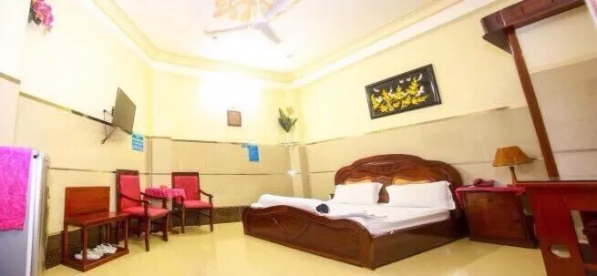 Tan Dat Hoa Hotel & Massage