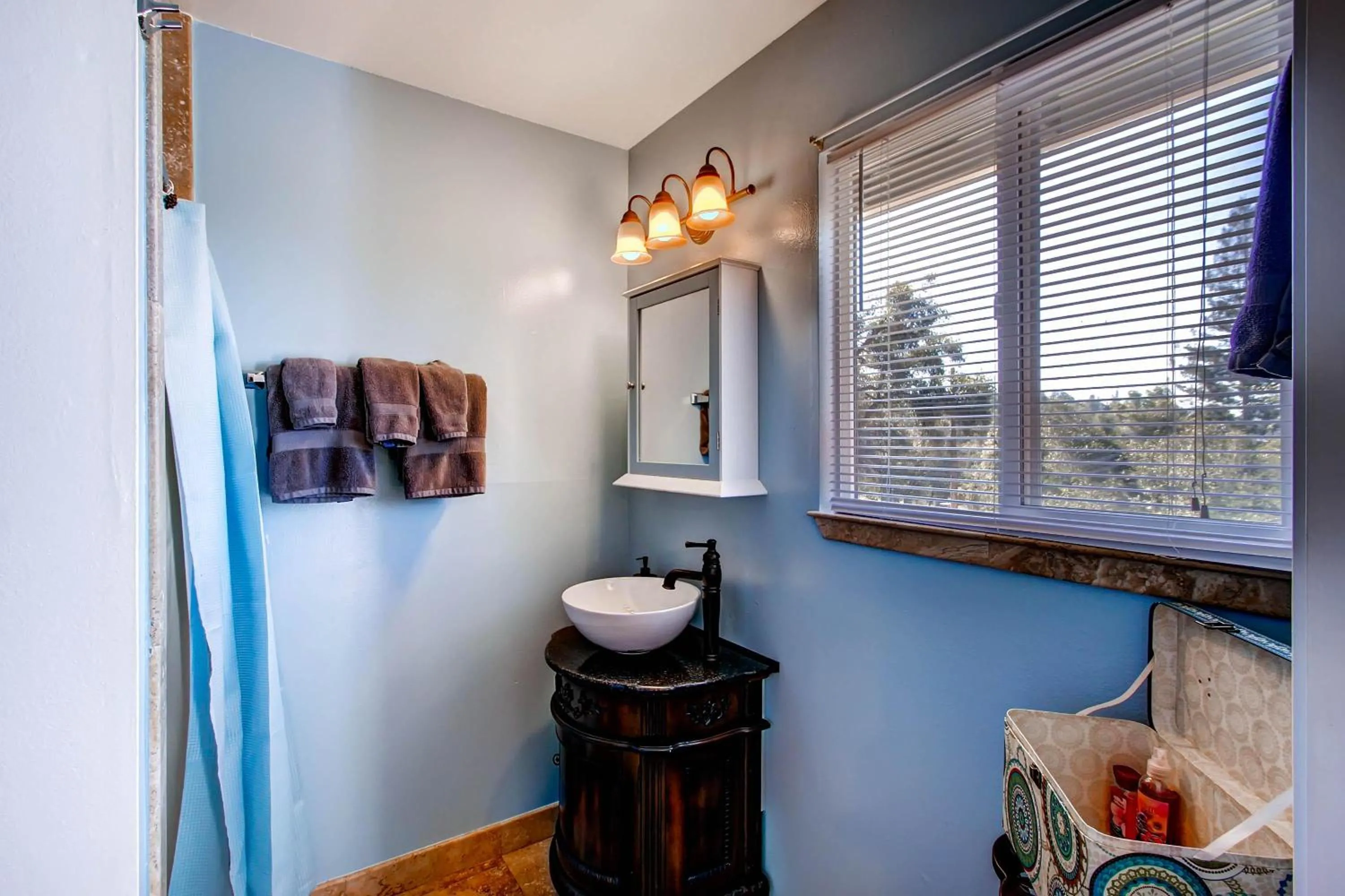 Harmony Hilltop Hideaway