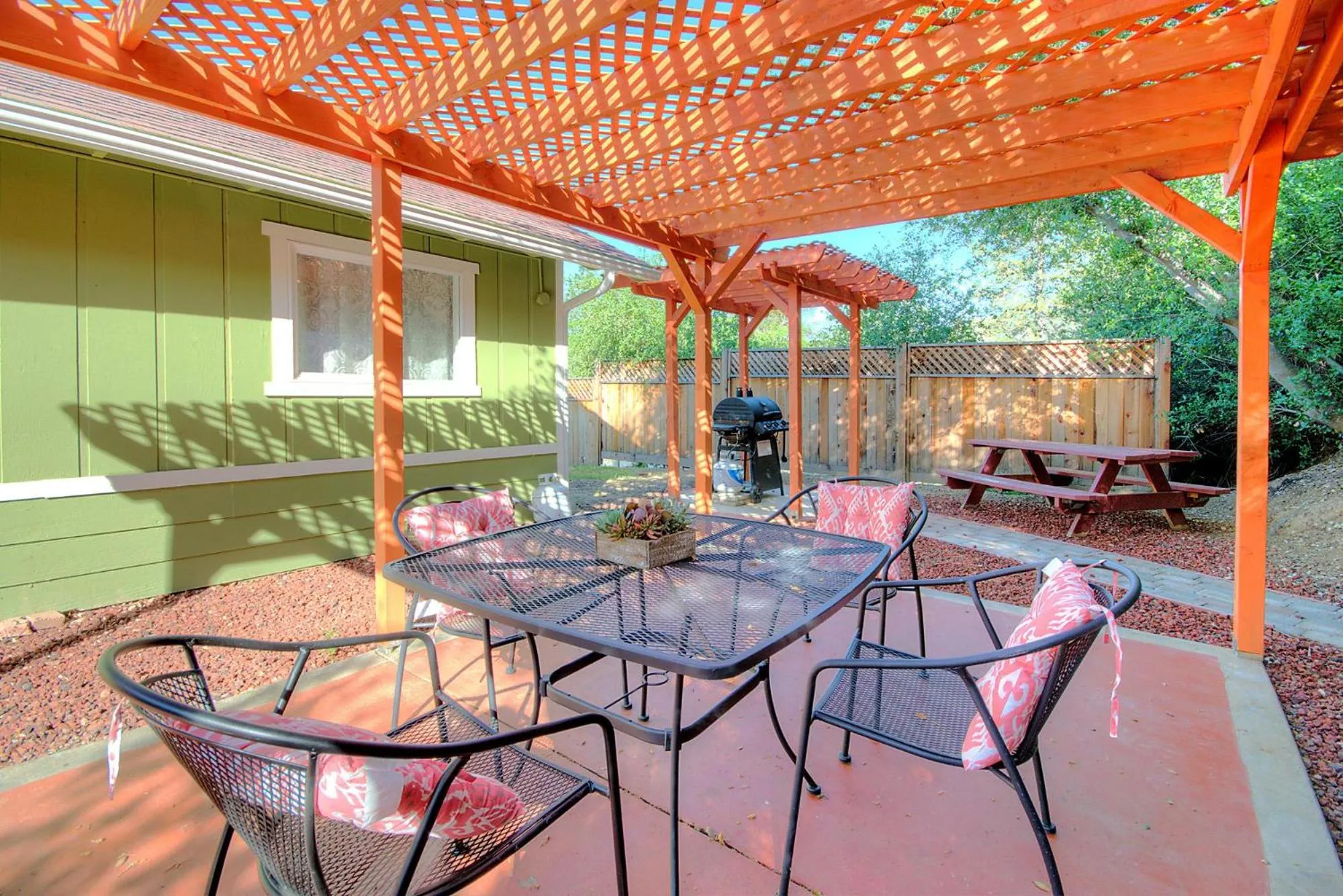 Harmony Hilltop Hideaway