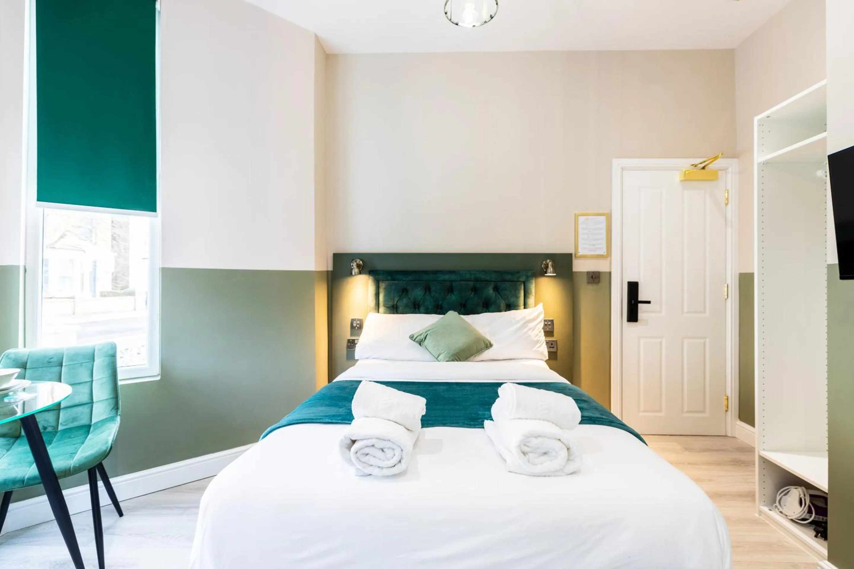 Bedroom, Bed in The Chapter Hotels - Finsbury Park