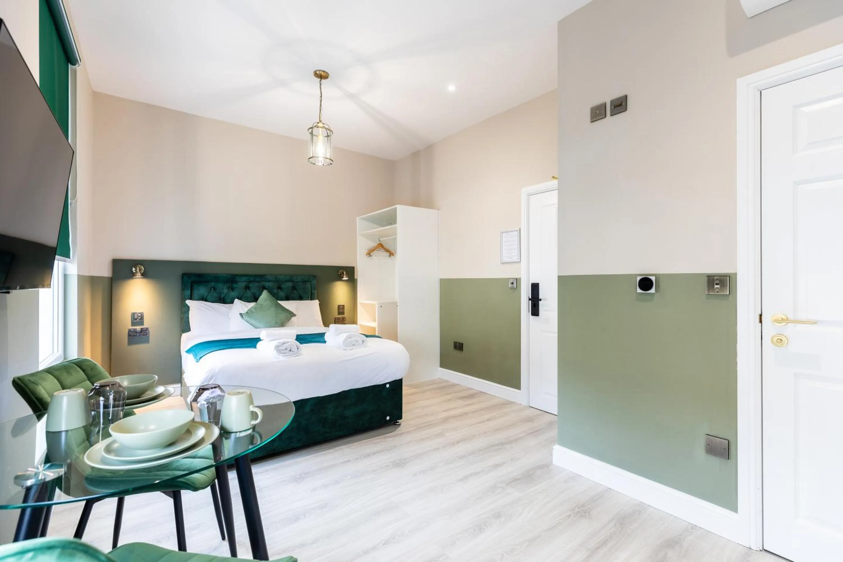 Bedroom, Bed in The Chapter Hotels - Finsbury Park