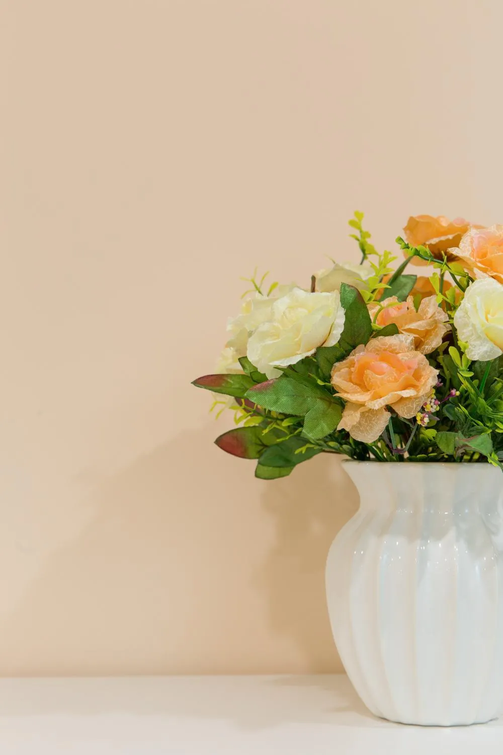 Decorative detail in Serveyou International Apartment - Free Airport Pickup & Free Canton Fair Shuttle Bus