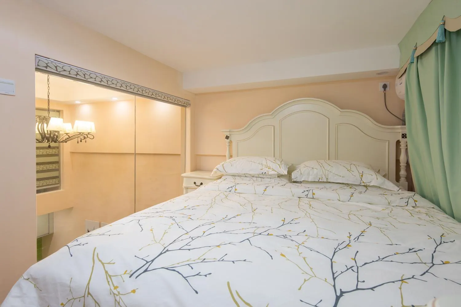 Bedroom, Bed in Serveyou International Apartment - Free Airport Pickup & Free Canton Fair Shuttle Bus