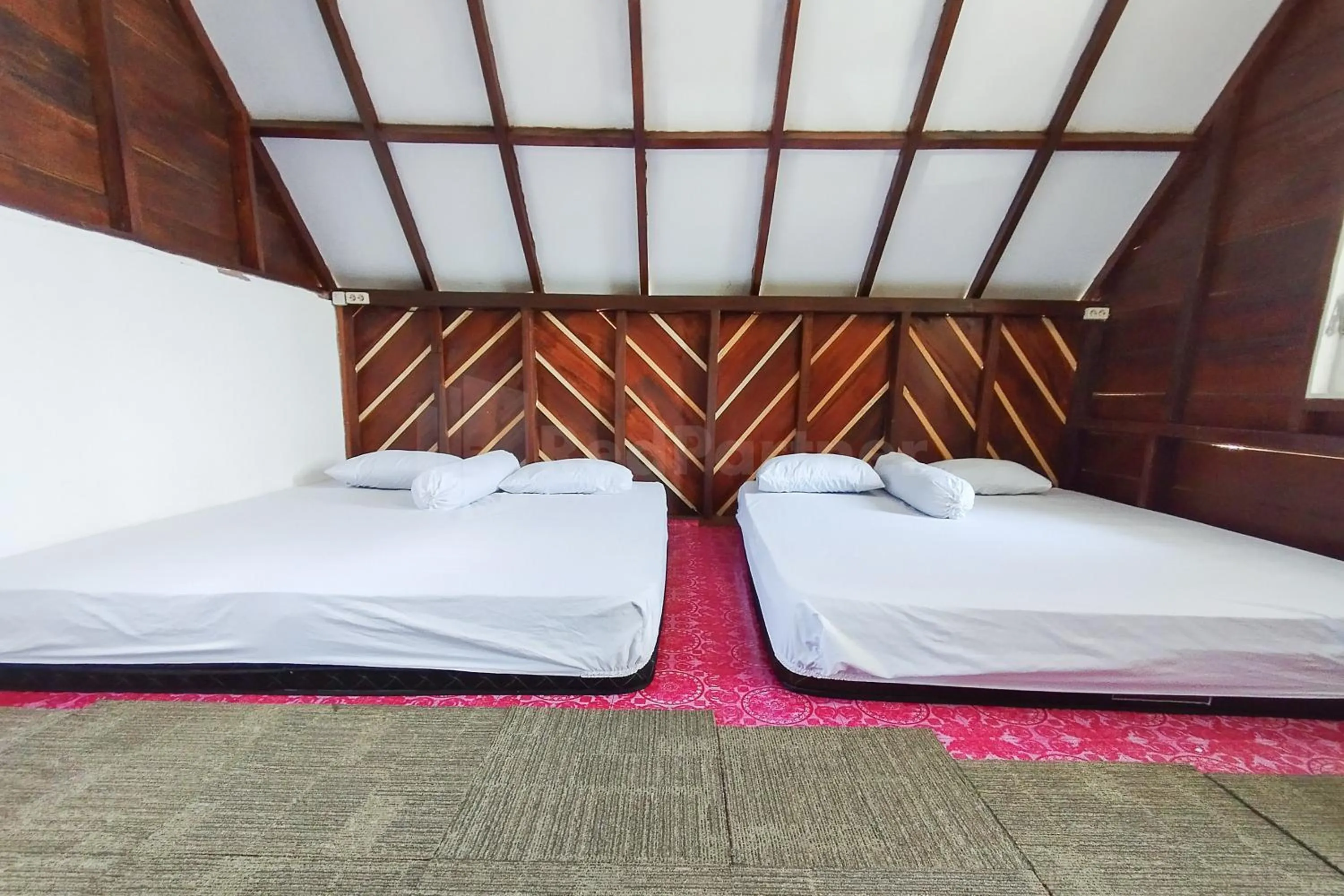 Bed in AS Resto,Café & Hotel Mitra RedDoorz