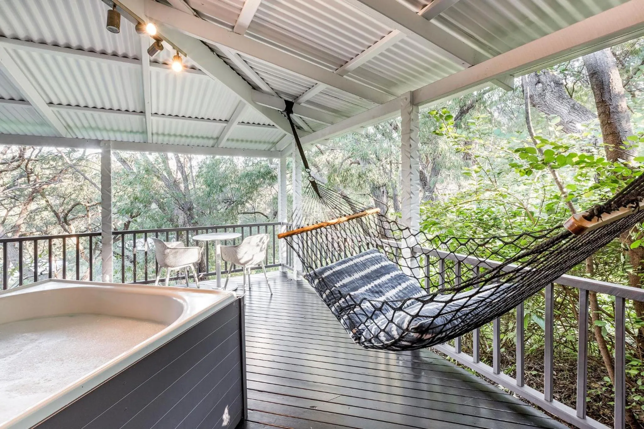Hot Tub in Yallingup Lodge Spa Retreat