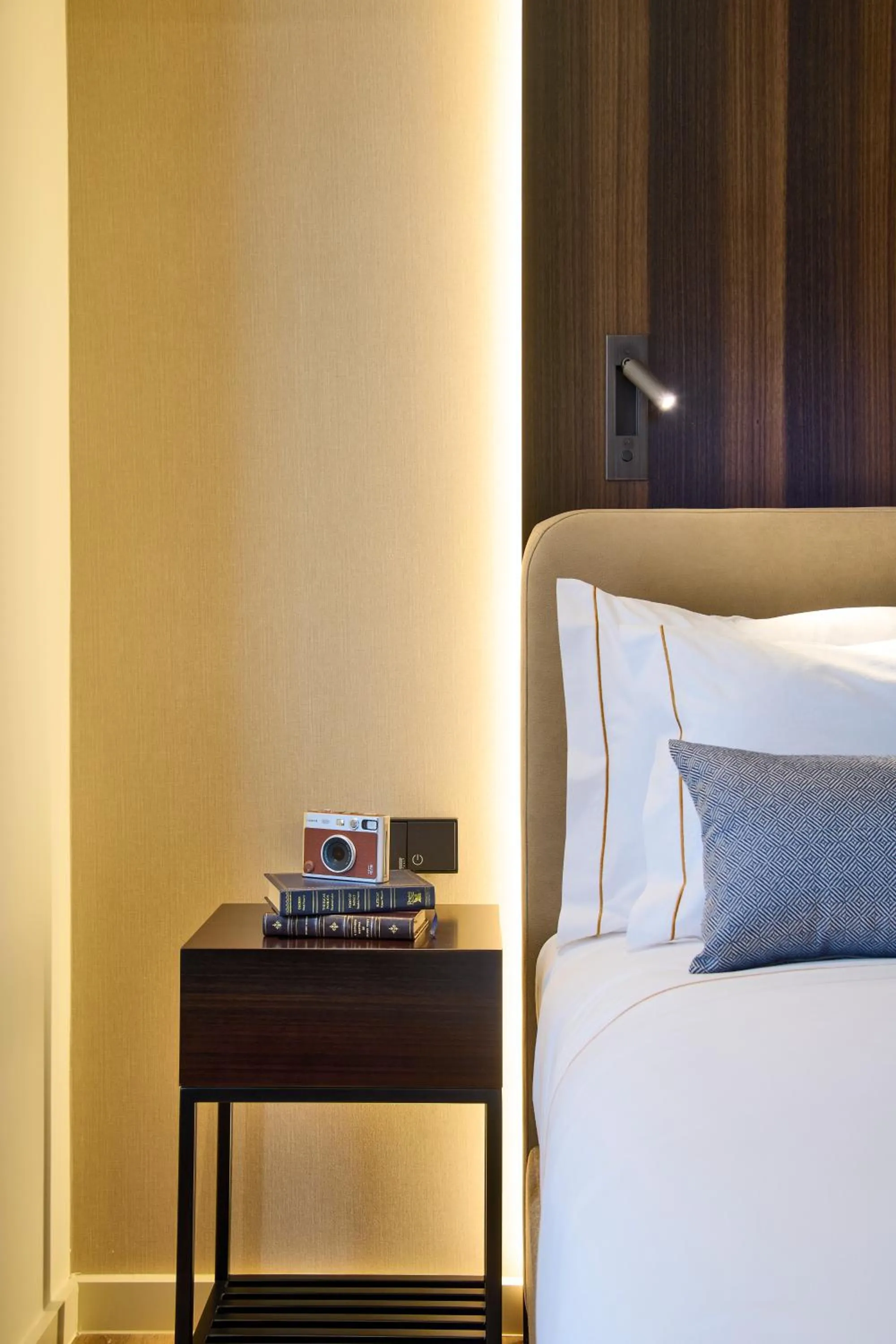 Decorative detail, Bed in Hotel Moon & Sun Lisboa