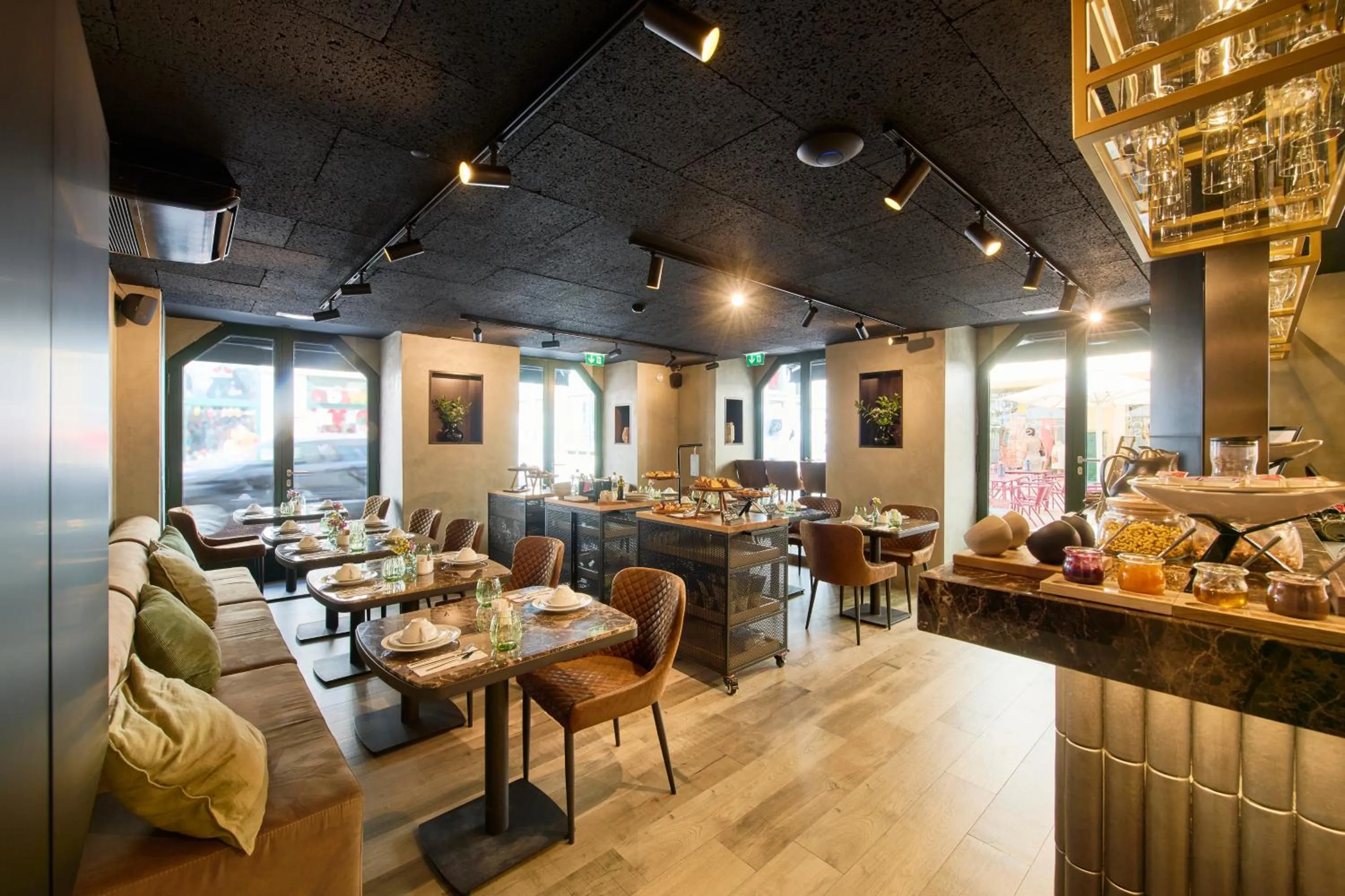 Restaurant/places to eat in Hotel Moon & Sun Lisboa