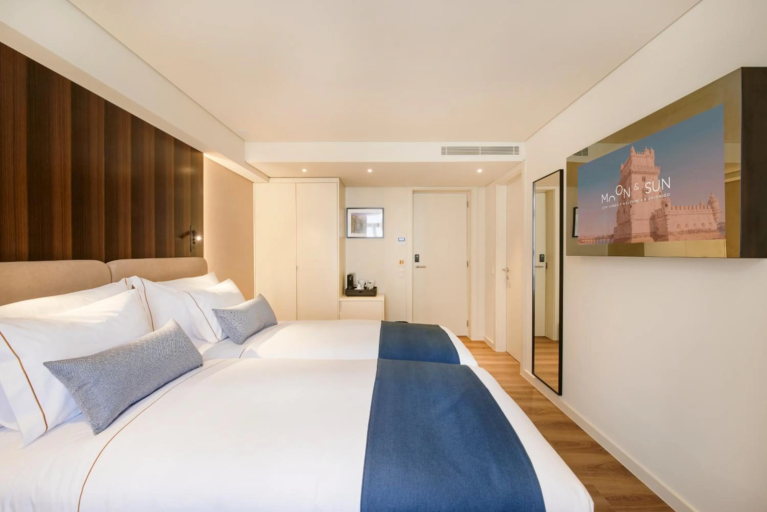 Bedroom, Bed in Hotel Moon & Sun Lisboa