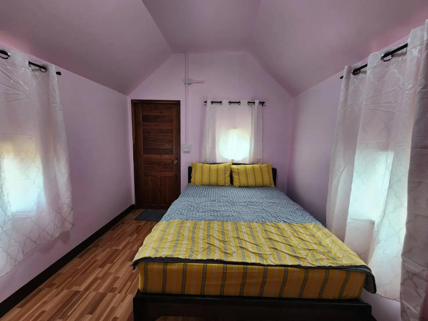 Bed in Bunrapee House