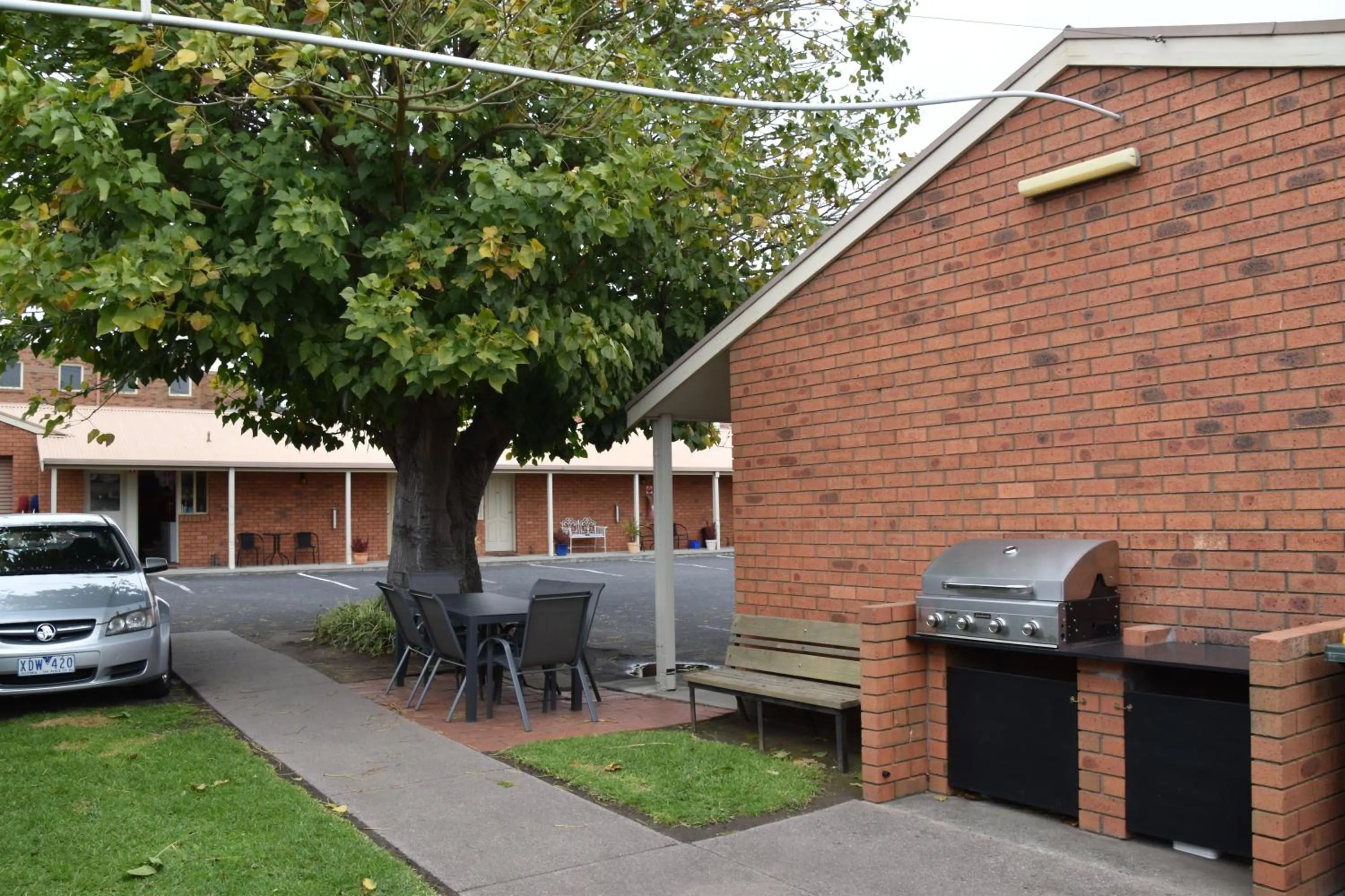 BBQ facilities in Shannon Motor Inn