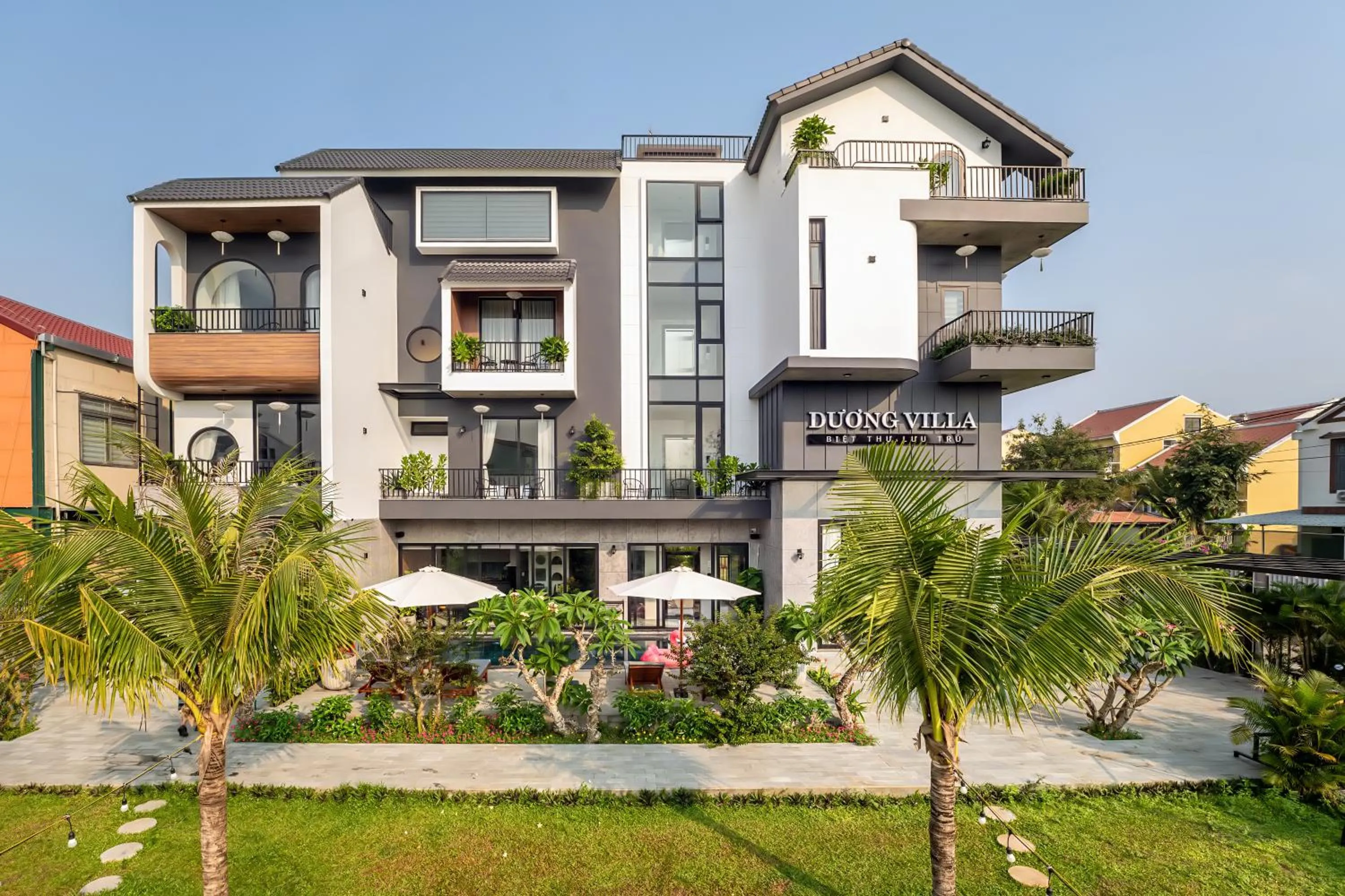 Property building in Dương Villa