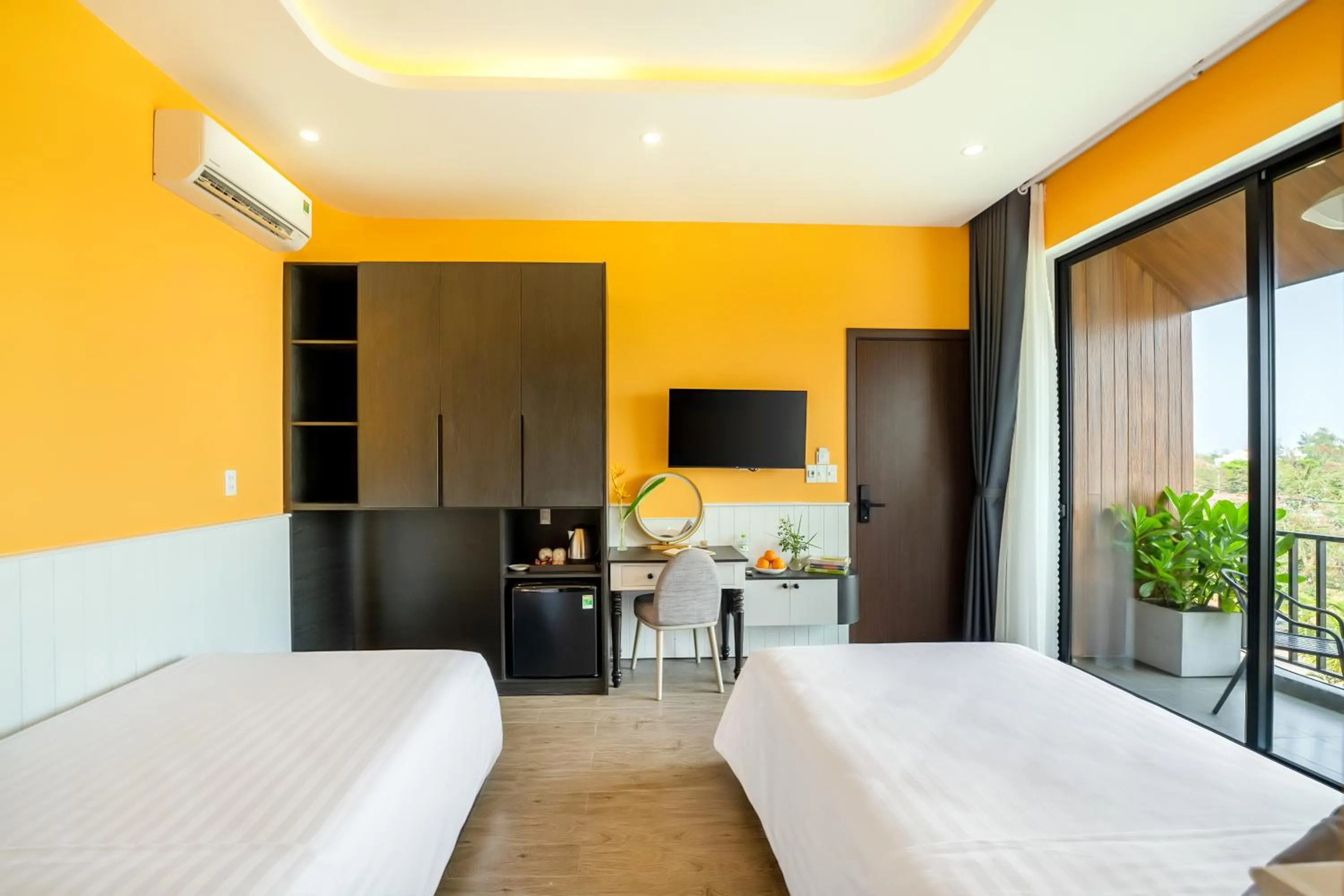 Bedroom, Bed in Dương Villa