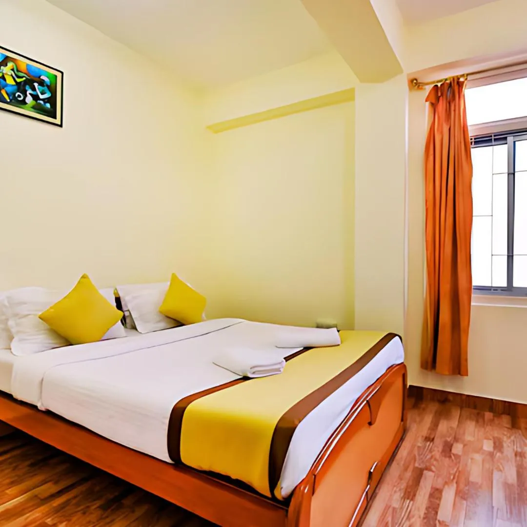 Bedroom, Bed in Hotel Renam