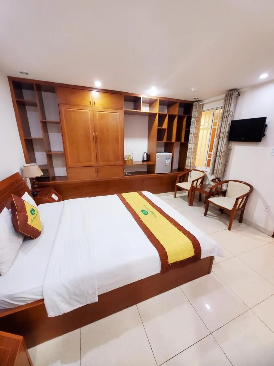 Photo of the whole room, Bed in Thanh An Hotel