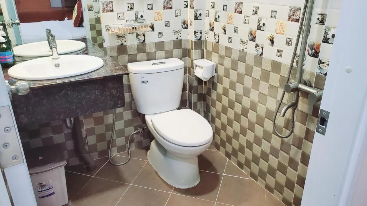 Bathroom in Thanh An Hotel