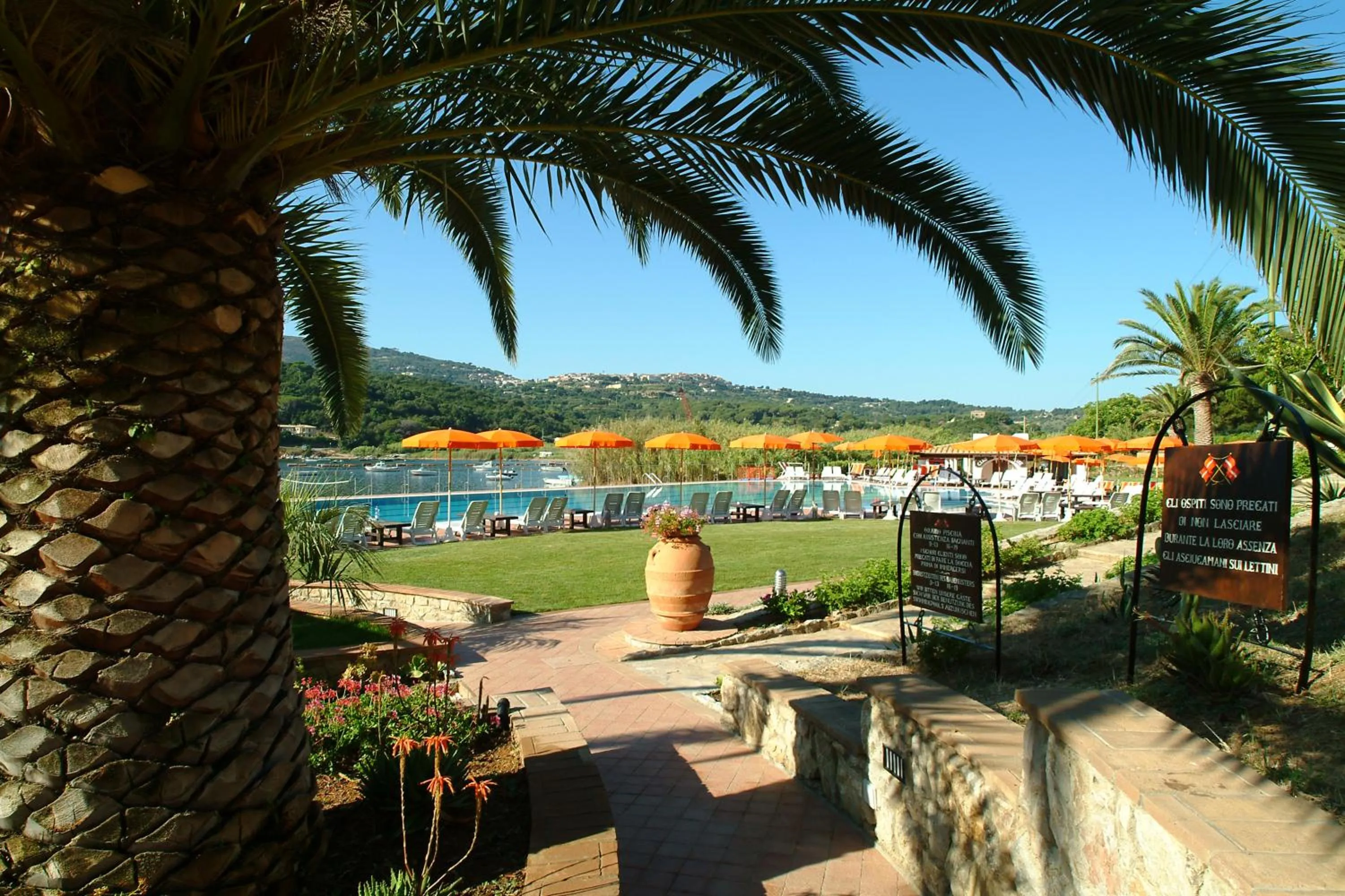 Area and facilities in Hotel Cala di Mola