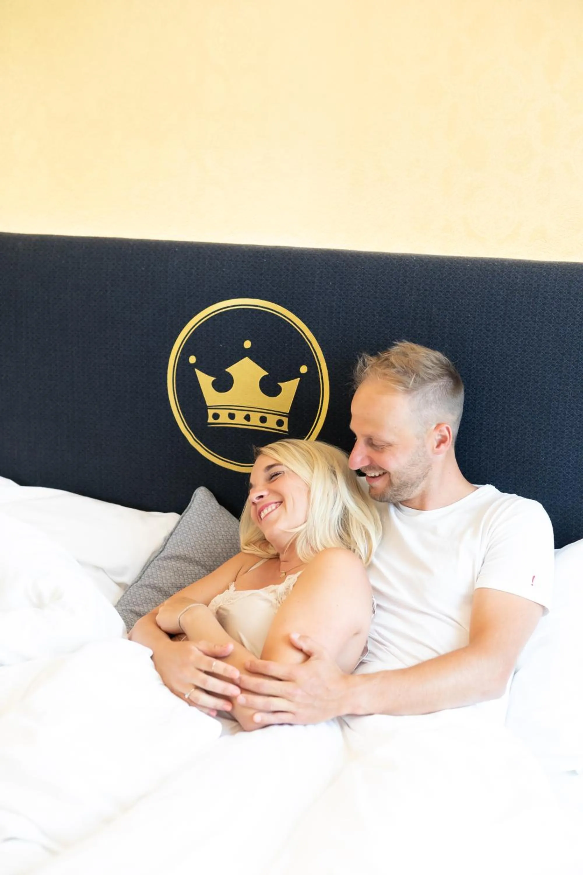 Photo of the whole room, Bed in Stadthotel zur goldenen Krone